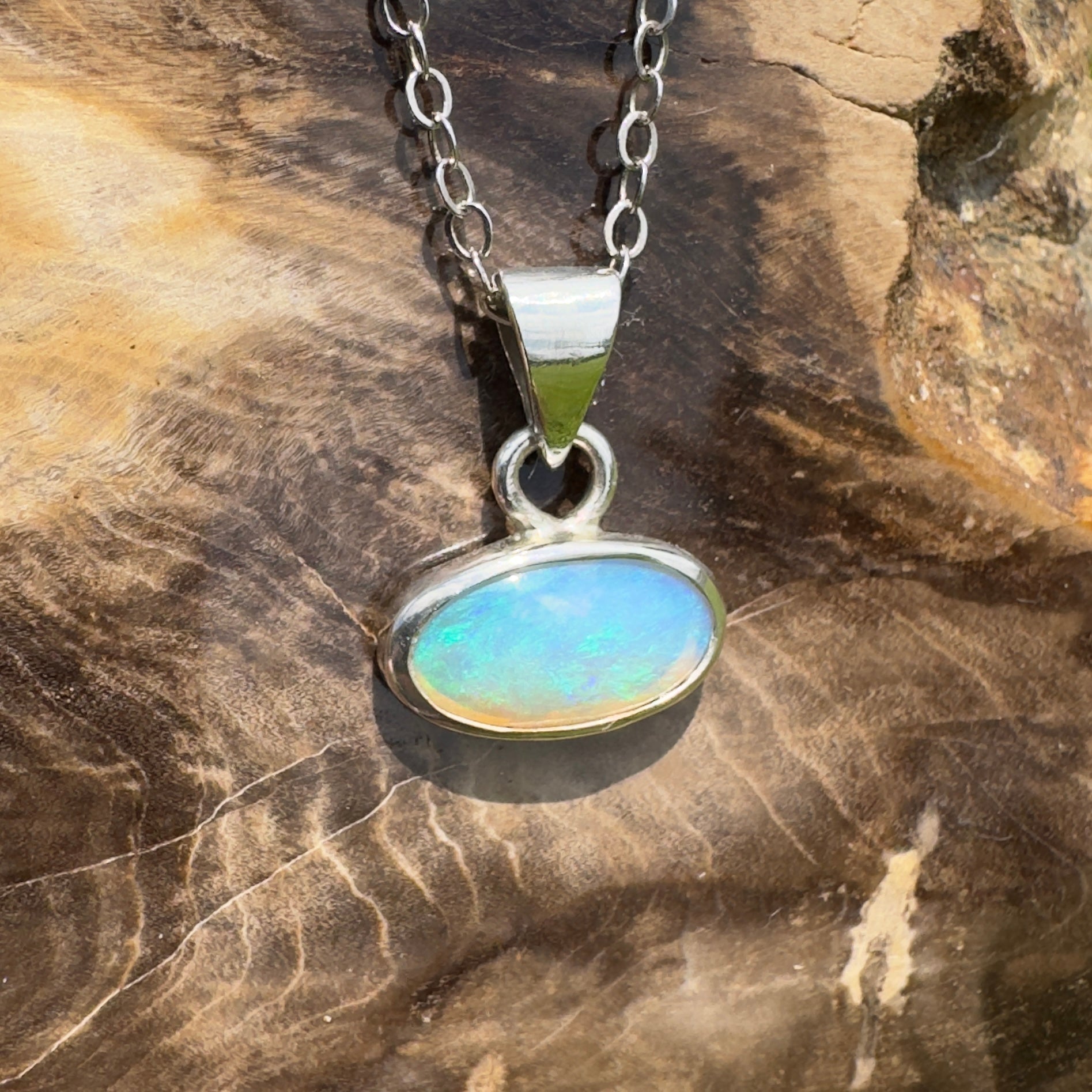 Dawn Waves – 1.3ct Solid Lightning Ridge Crystal Opal 925 Sterling Silver Pendant Necklace