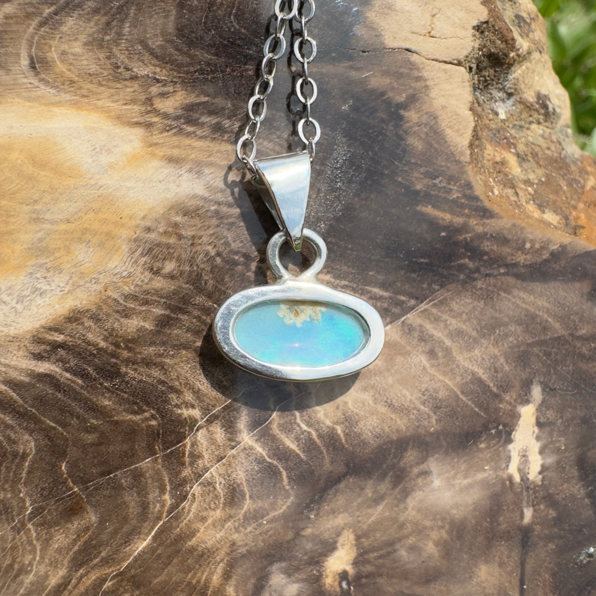 Dawn Waves – 1.3ct Solid Lightning Ridge Crystal Opal 925 Sterling Silver Pendant Necklace