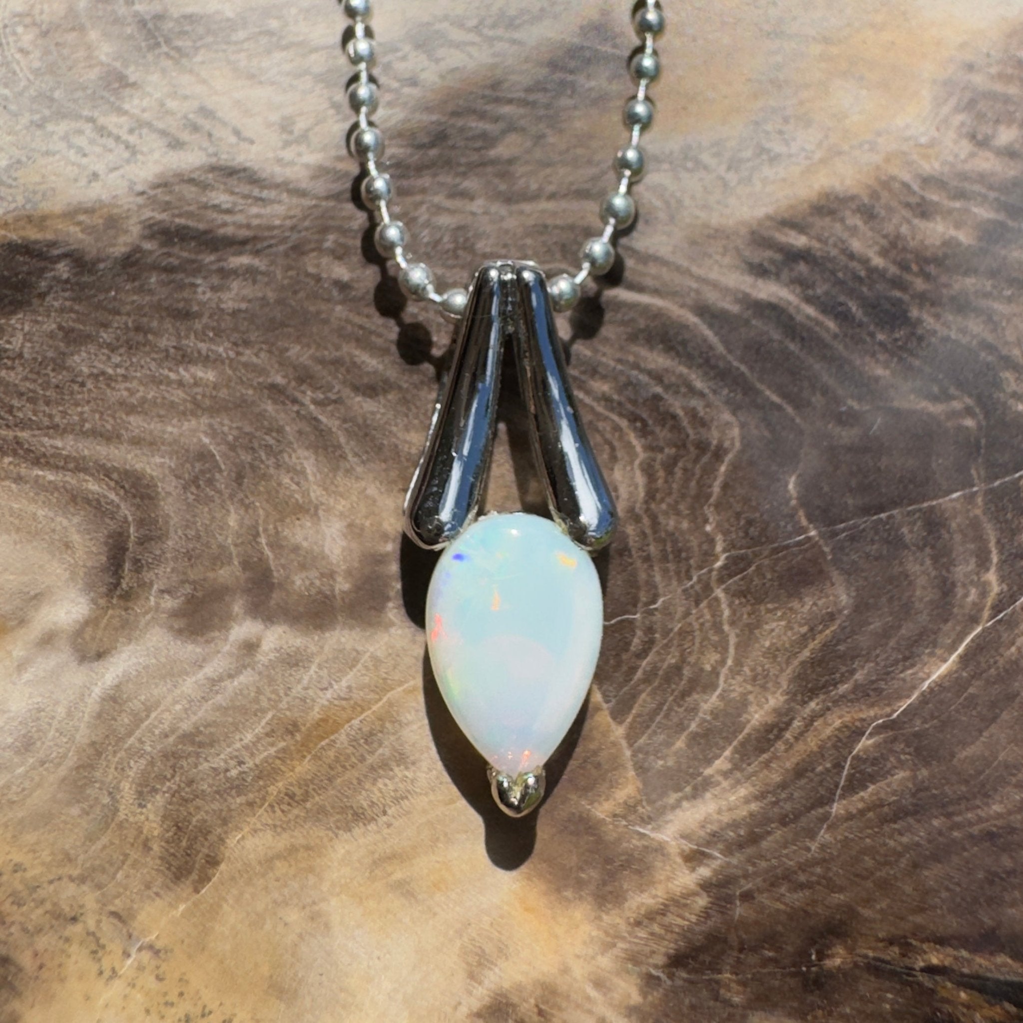 Desert Dewdrop ~ 0.7ct Coober Pedy Crystal Opal 925 Silver Pendant