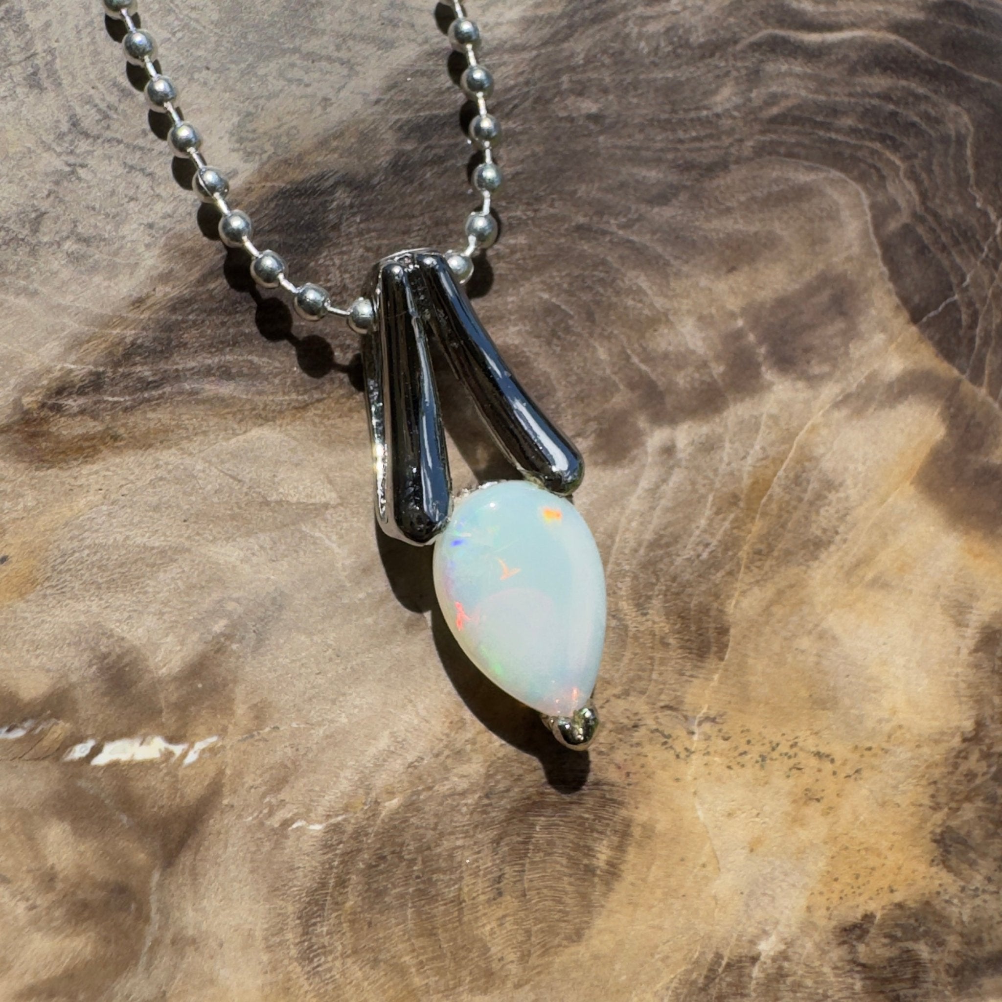 Desert Dewdrop ~ 0.7ct Coober Pedy Crystal Opal 925 Silver Pendant