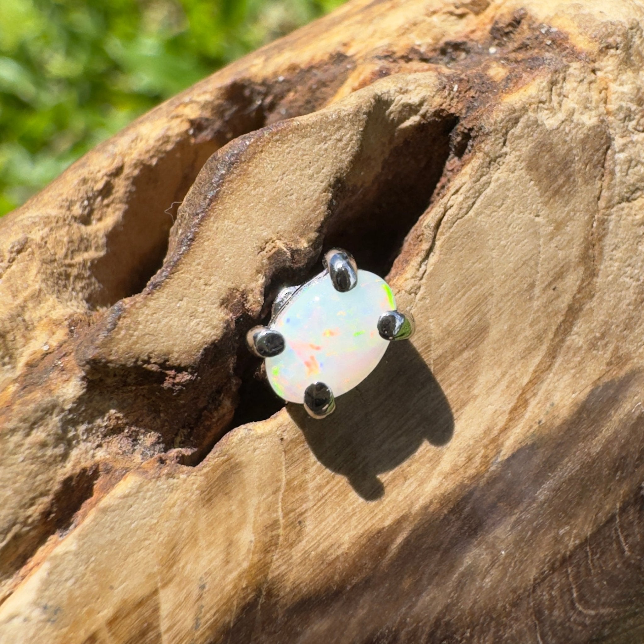 Desert Petal ~ 0.3ct Coober Pedy Opal 925 Silver Single Earring