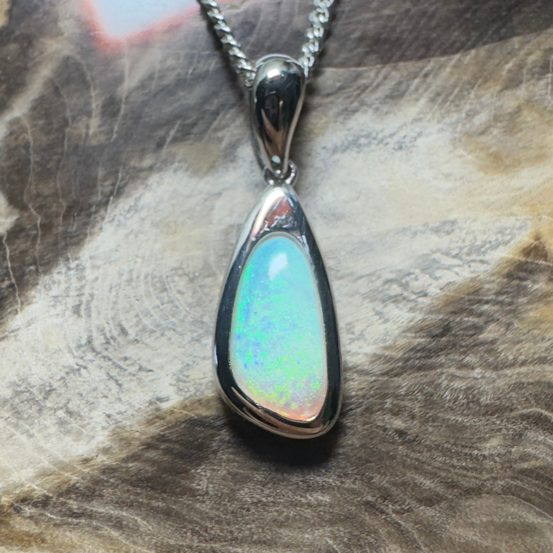 Desert Sky Line ~ 1.3ct Coober Pedy Opal 925 Silver Pendant