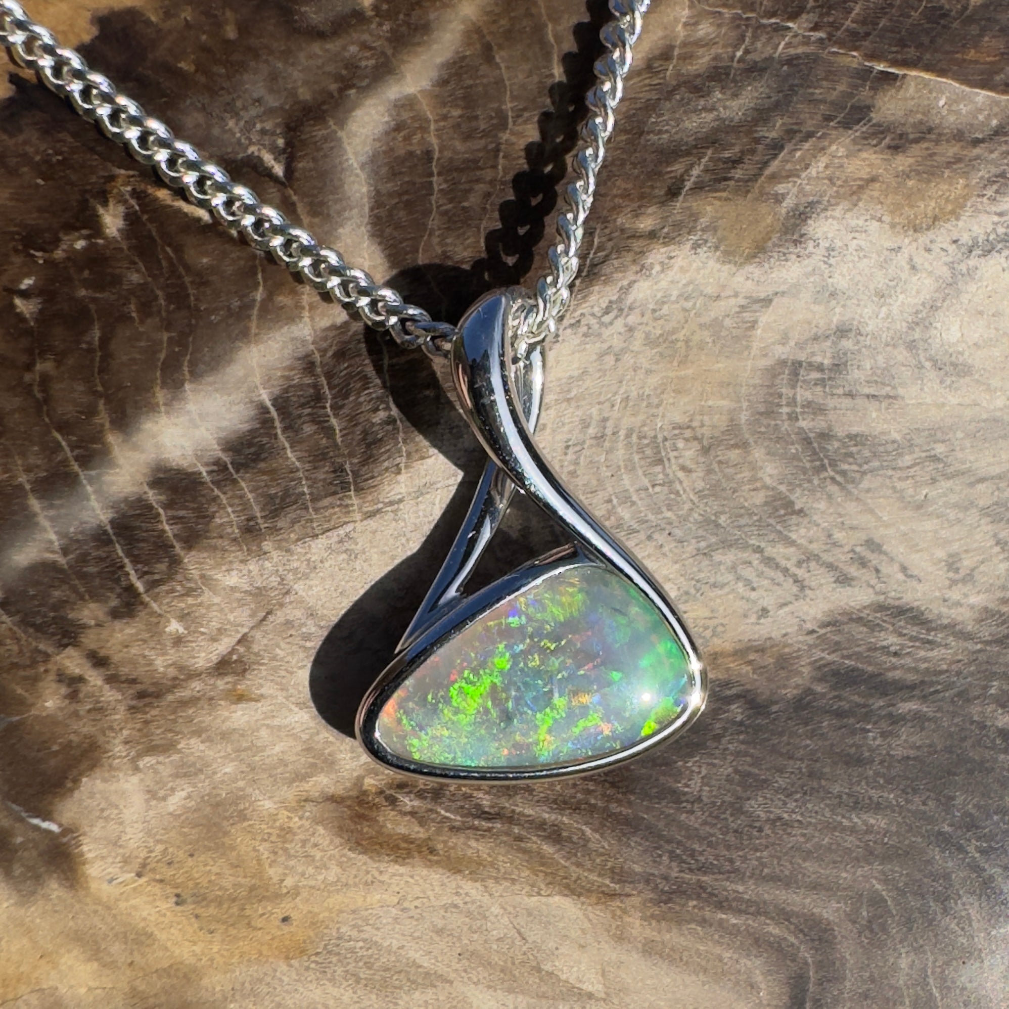 Dreamy Desert Mirage – 1.1ct Lightning Ridge Opal 925 Silver Pendant