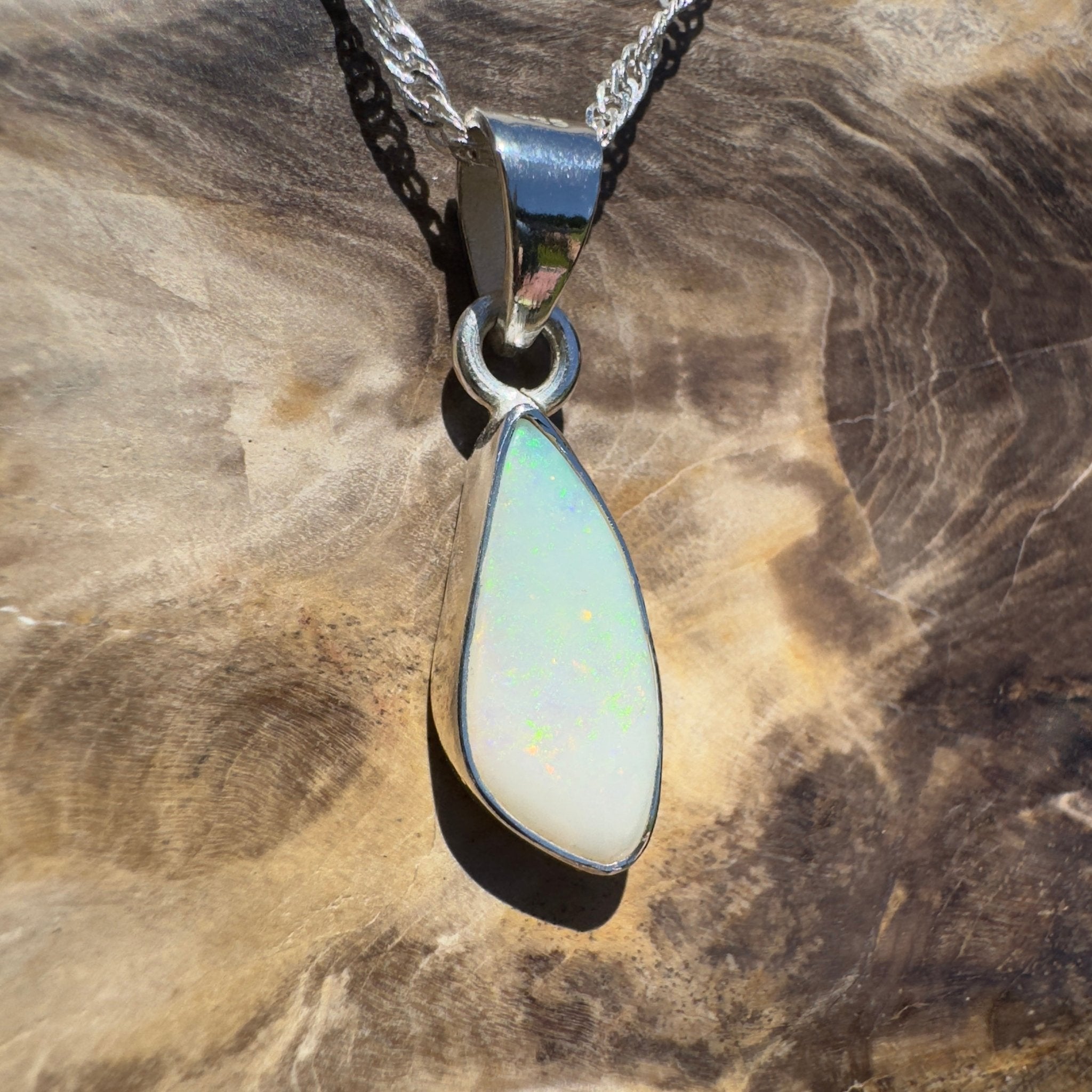 Durack Emberwave – 2.5ct Coober Pedy Opal Pendant