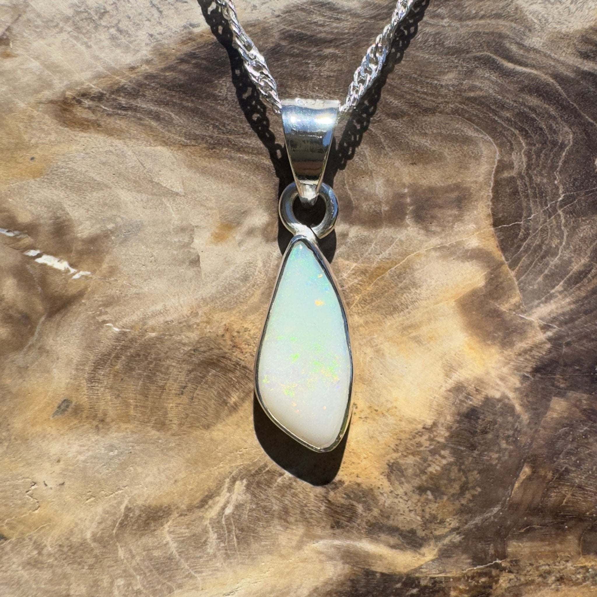 Durack Emberwave – 2.5ct Coober Pedy Opal Pendant