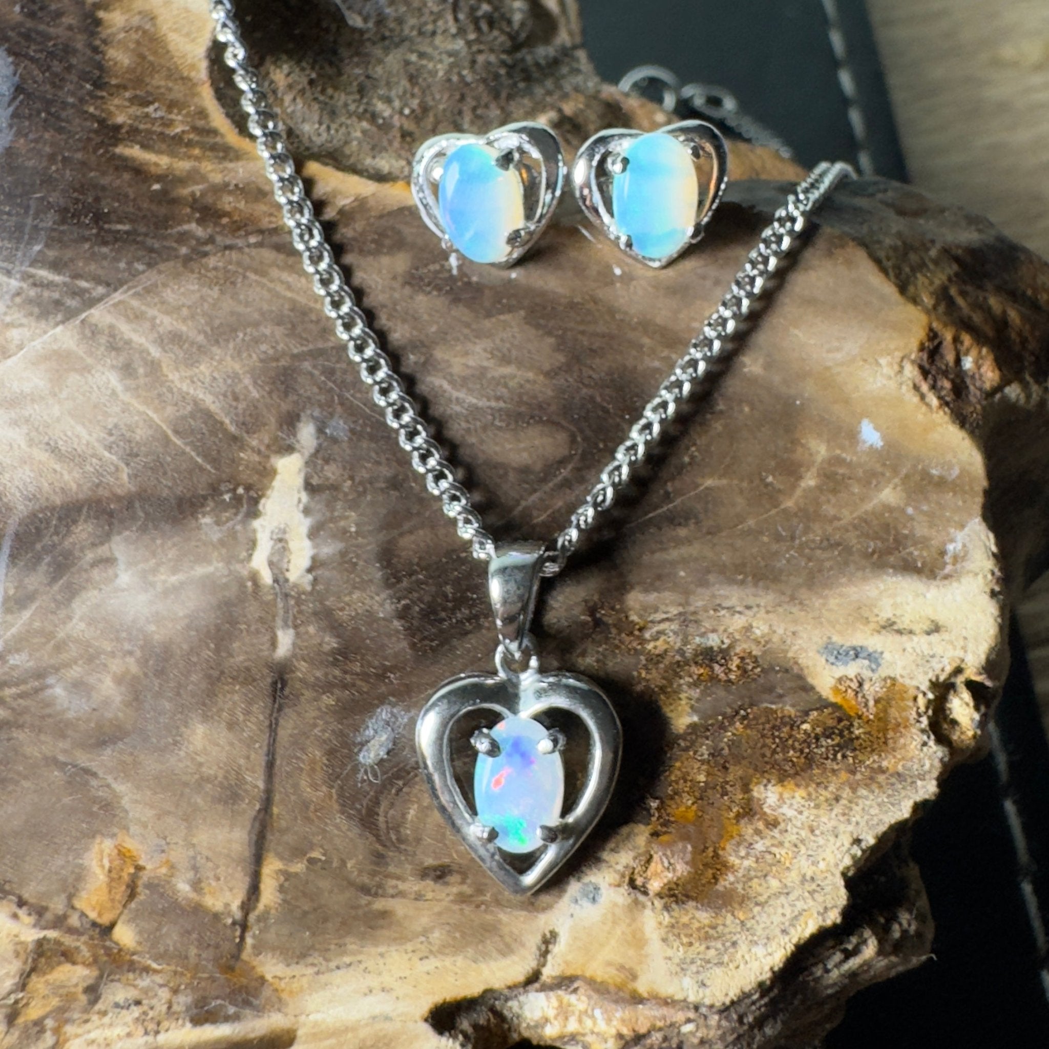 Endless Blue - 1.2ct Lightning Ridge Opal 925 Silver Earrings and Pendant set