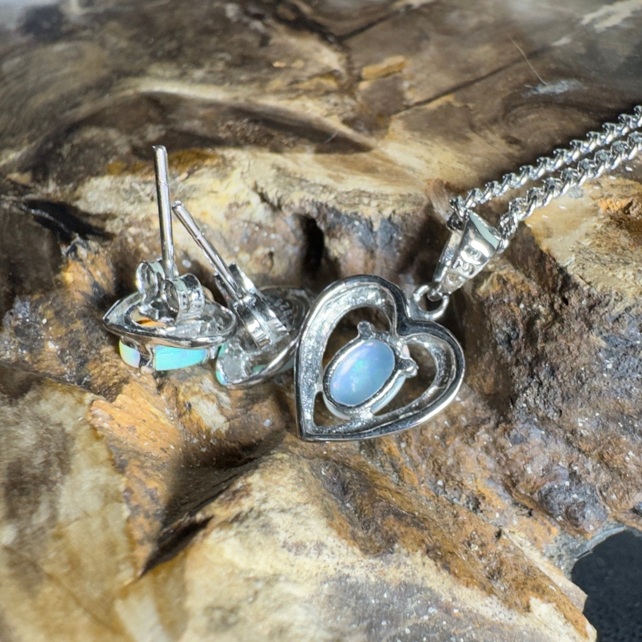 Endless Blue - 1.2ct Lightning Ridge Opal 925 Silver Earrings and Pendant set