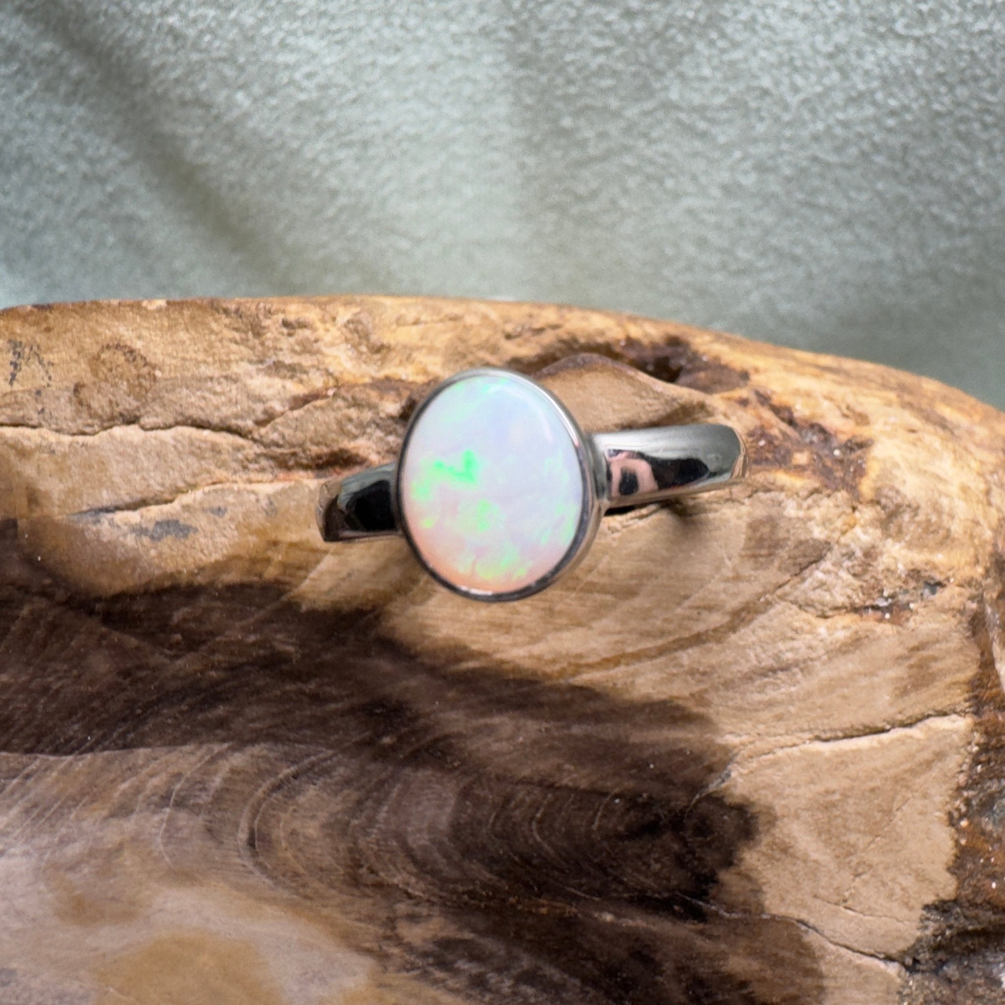 Esperance Archipelago Greens – Solid Lightning Ridge Opal 925 Sterling Silver Ring