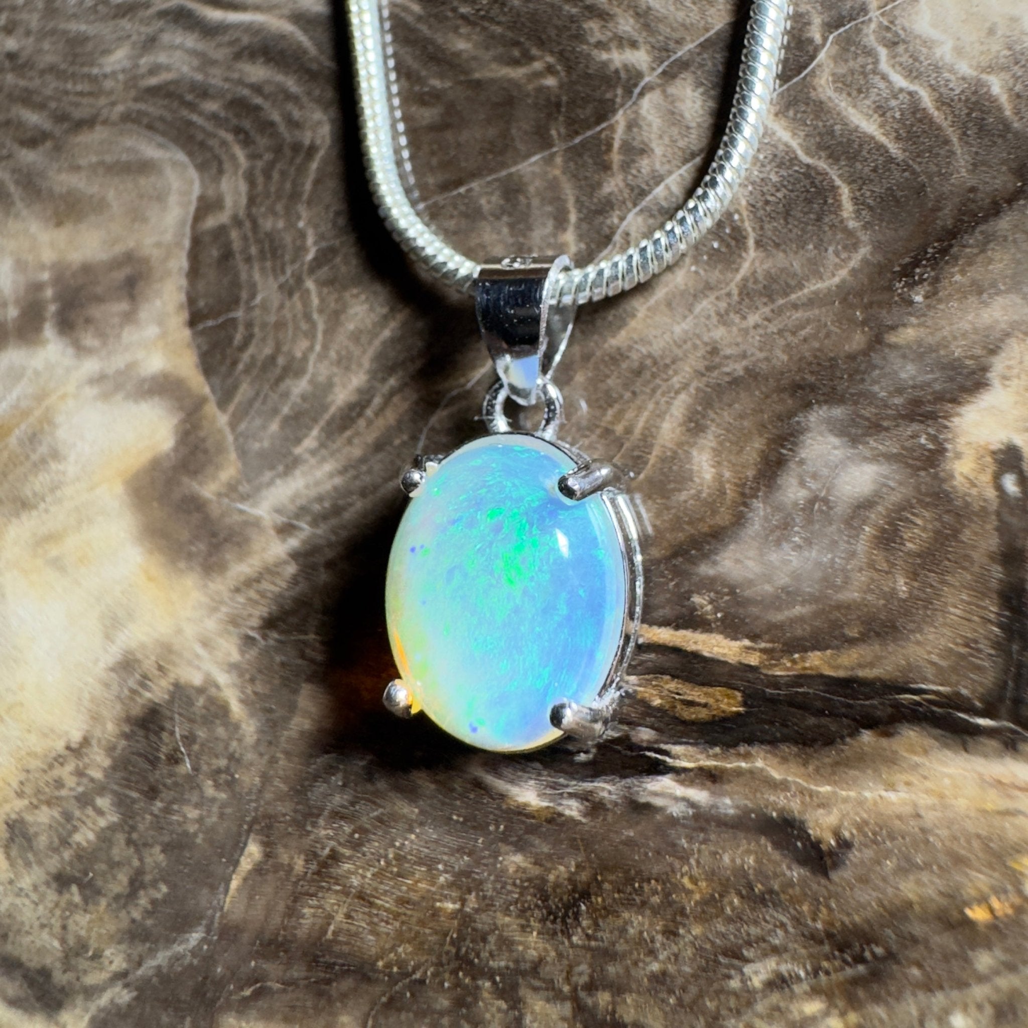 Esperance Azure ~ 1.2ct Lightning Ridge Crystal Opal 925 Silver Pendant