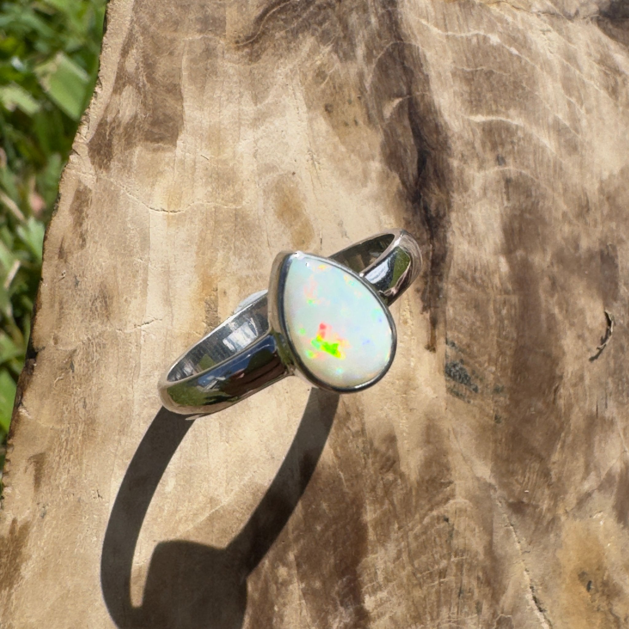 Esperance Coast Spectrum Tide – 1.1ct Solid Lightning Ridge Opal 925 Sterling Silver Ring