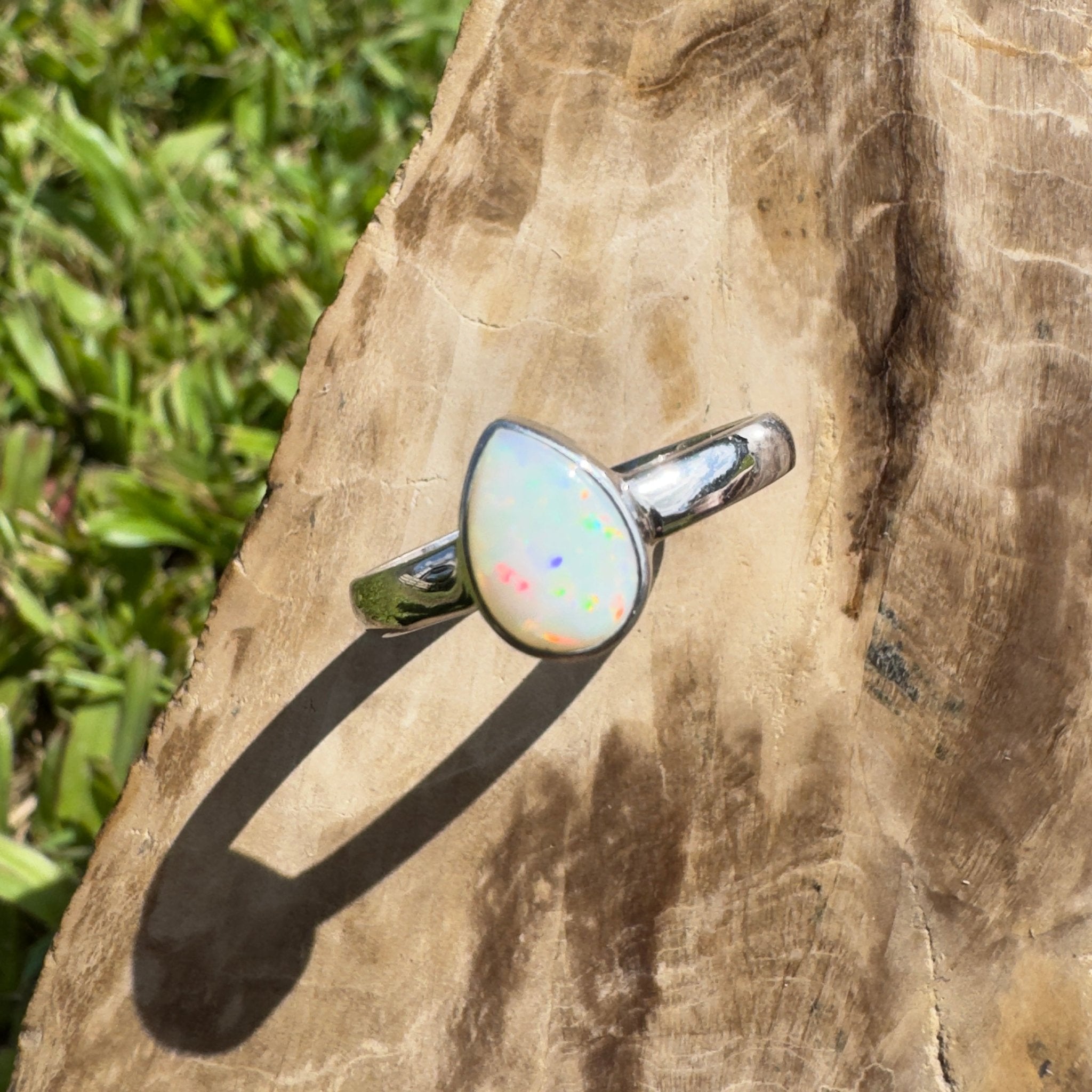 Esperance Coast Spectrum Tide – 1.1ct Solid Lightning Ridge Opal 925 Sterling Silver Ring