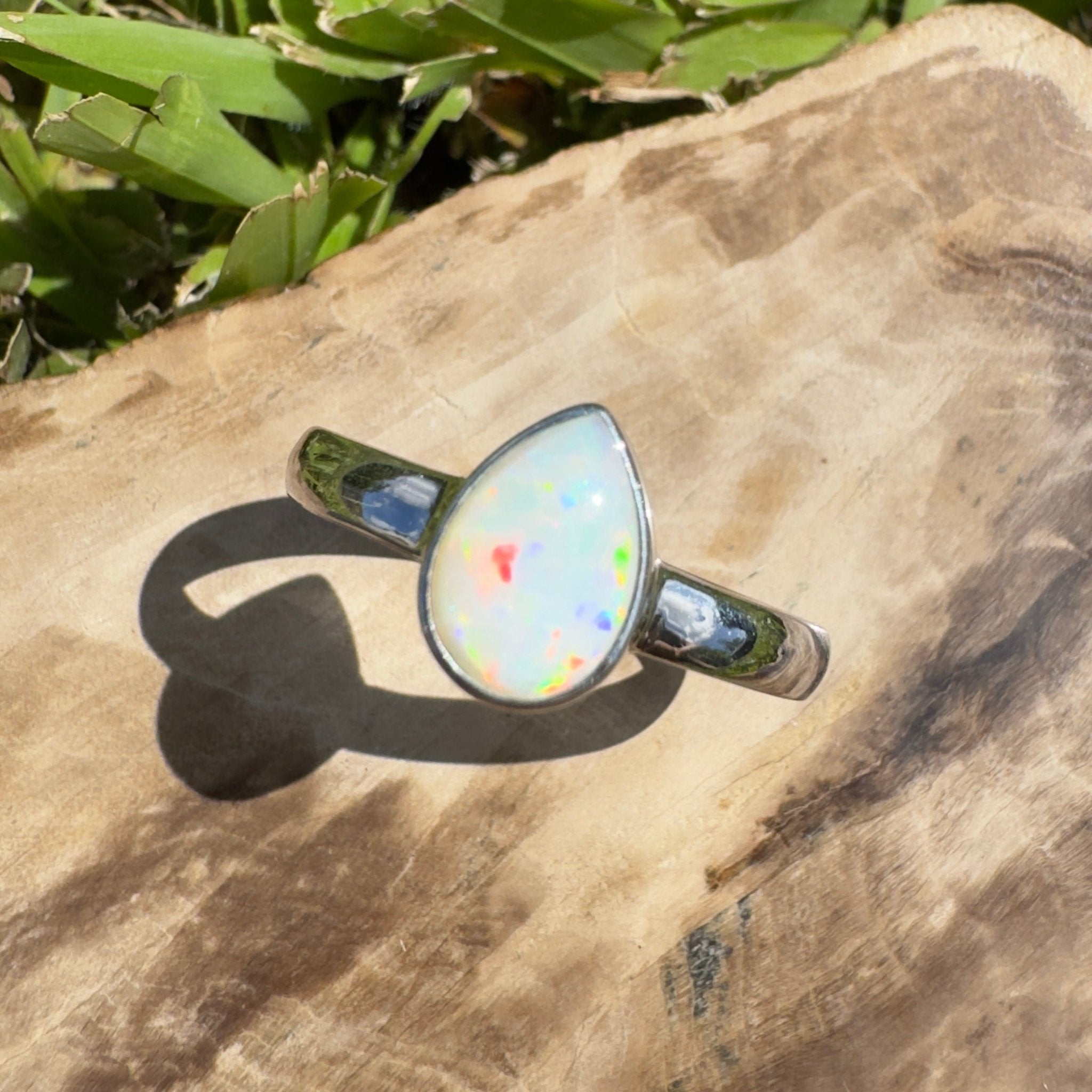 Esperance Coast Spectrum Tide – 1.1ct Solid Lightning Ridge Opal 925 Sterling Silver Ring
