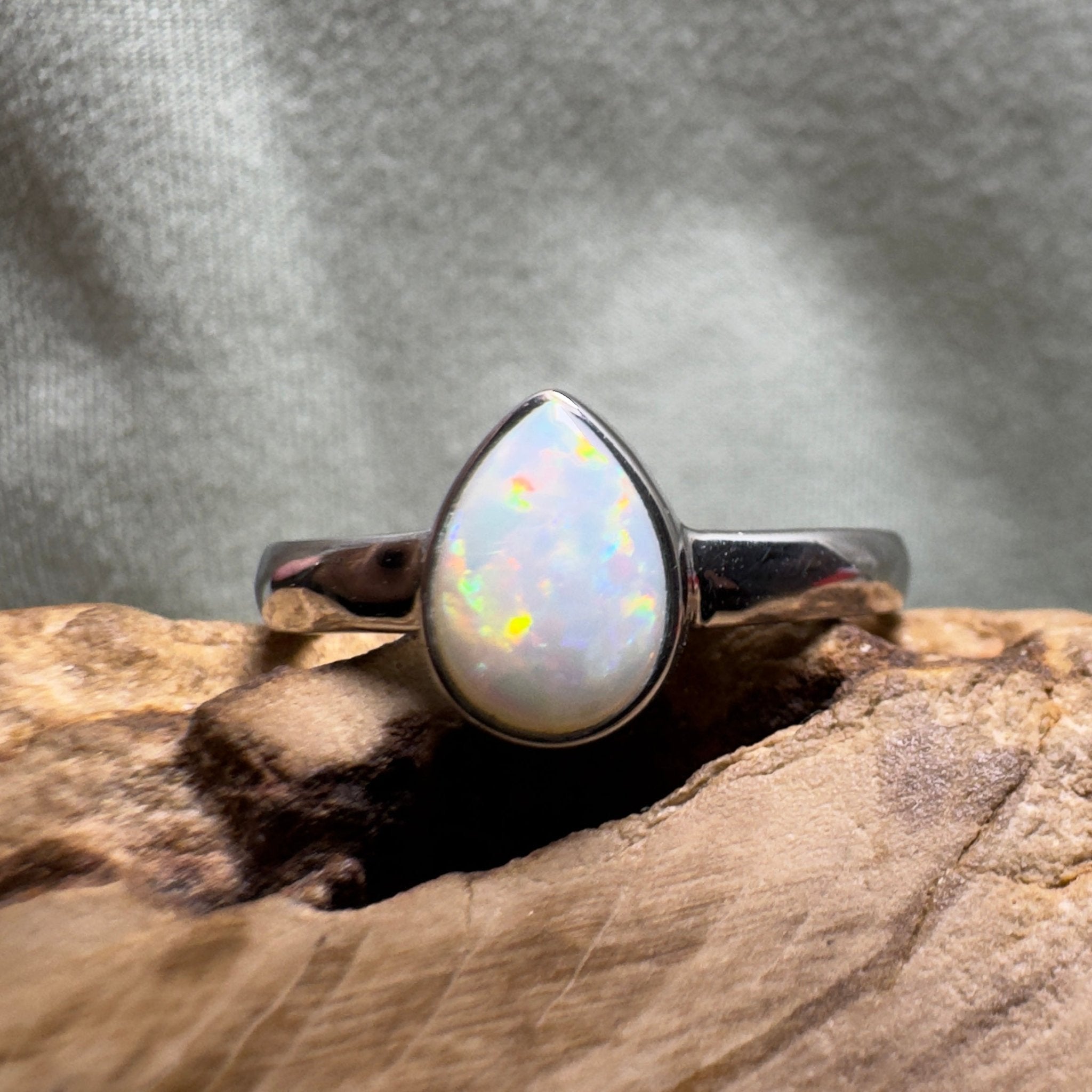 Esperance Coast Spectrum Tide – 1.1ct Solid Lightning Ridge Opal 925 Sterling Silver Ring
