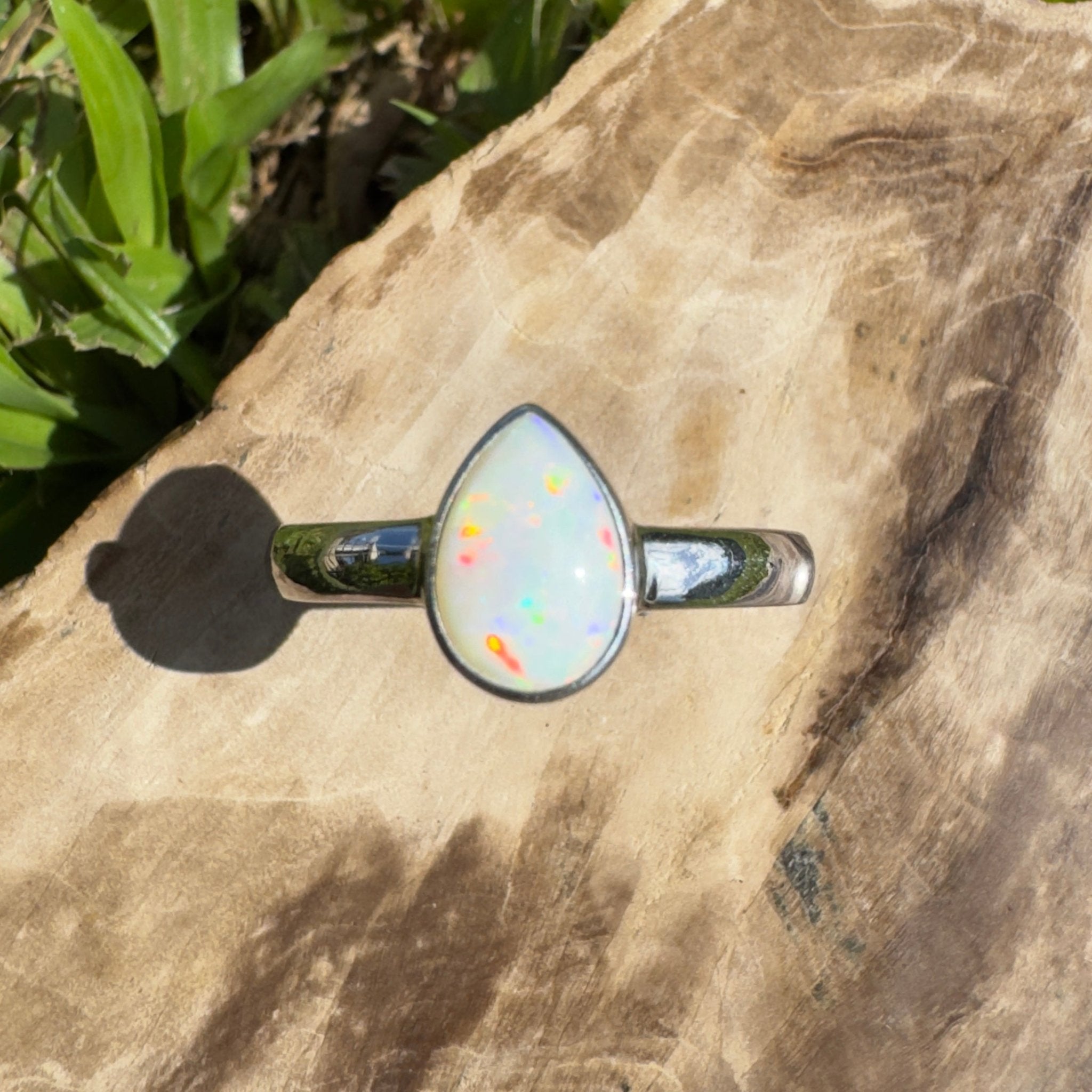 Esperance Coast Spectrum Tide – 1.1ct Solid Lightning Ridge Opal 925 Sterling Silver Ring