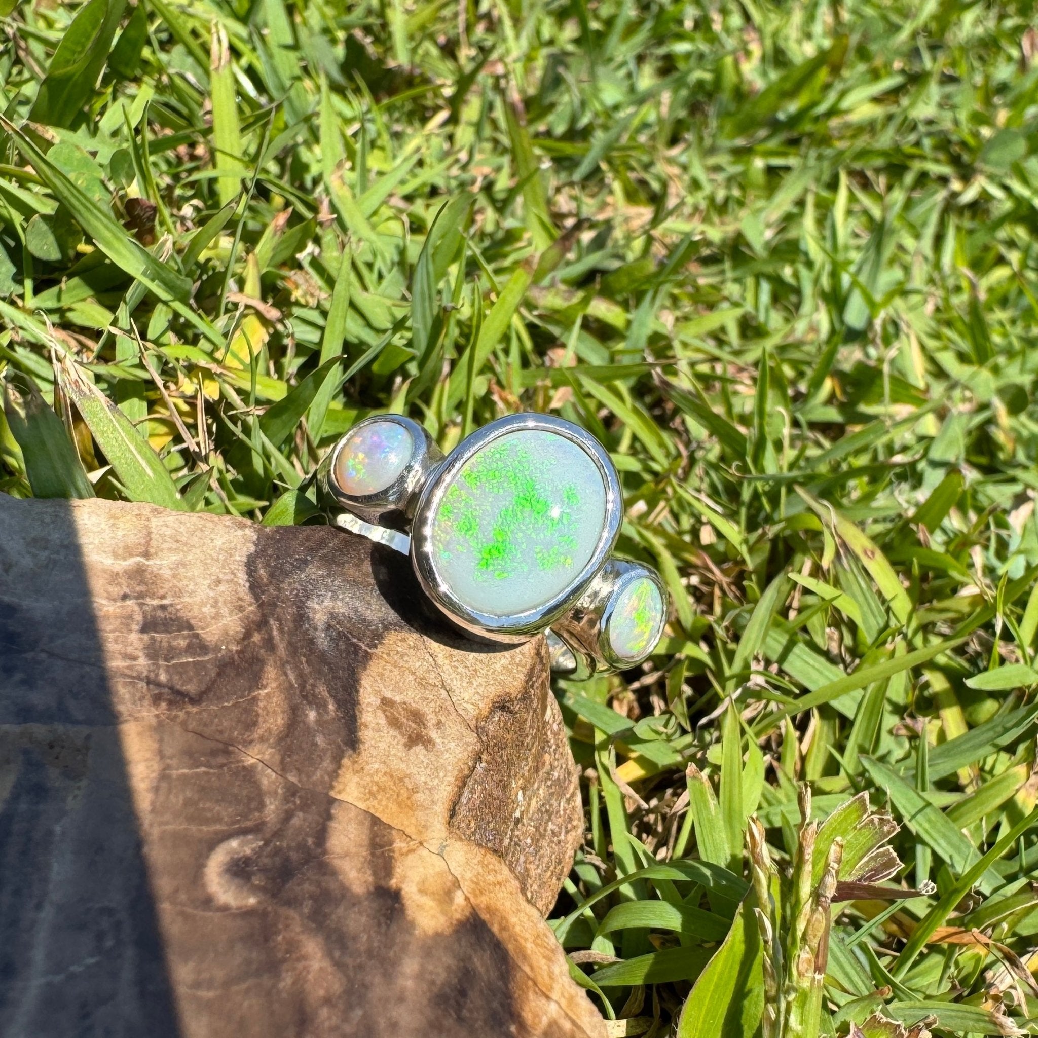 Eyre Peninsula Trio – 3.2ct Solid Mintabie Opal 925 Sterling Silver Trio Ring