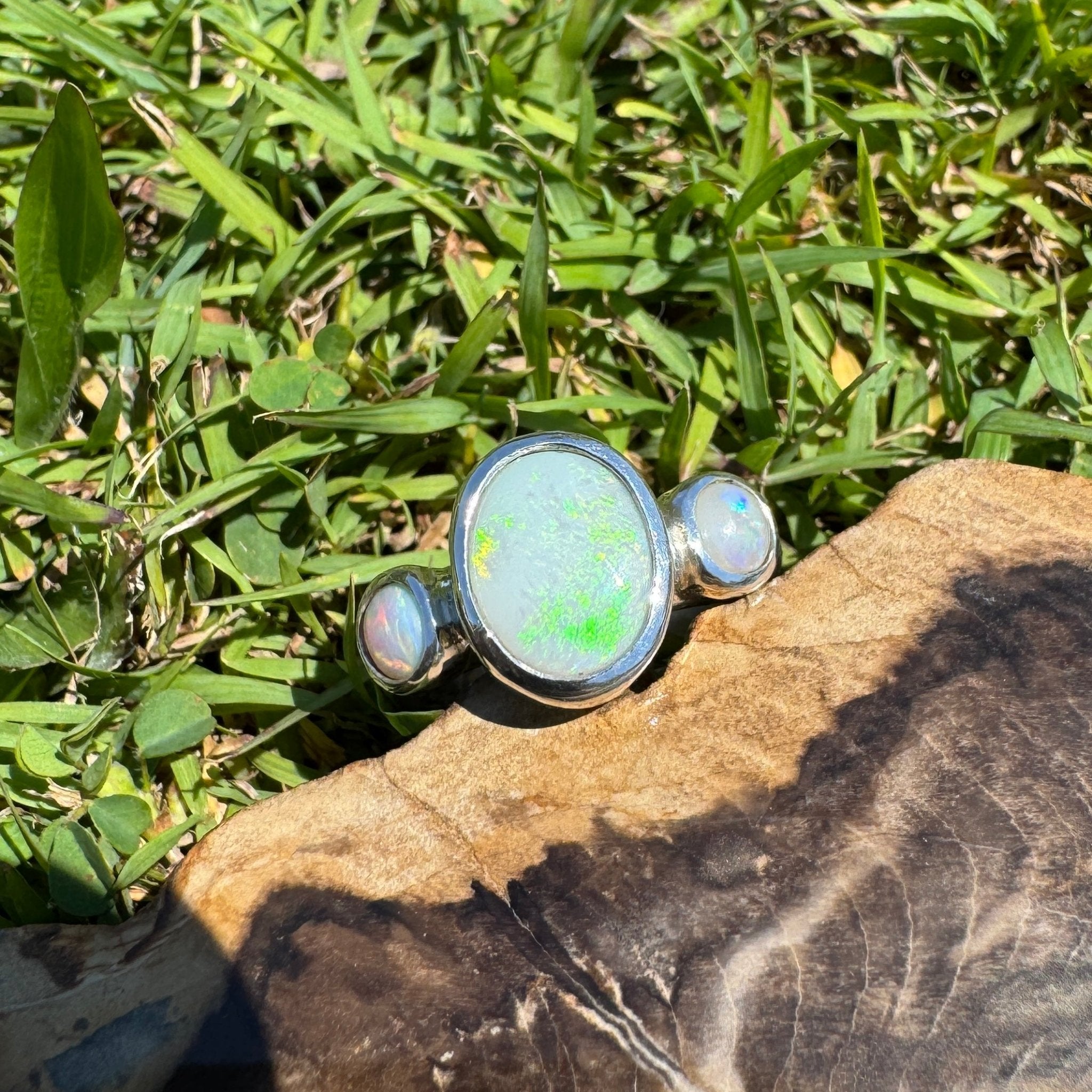 Eyre Peninsula Trio – 3.2ct Solid Mintabie Opal 925 Sterling Silver Trio Ring