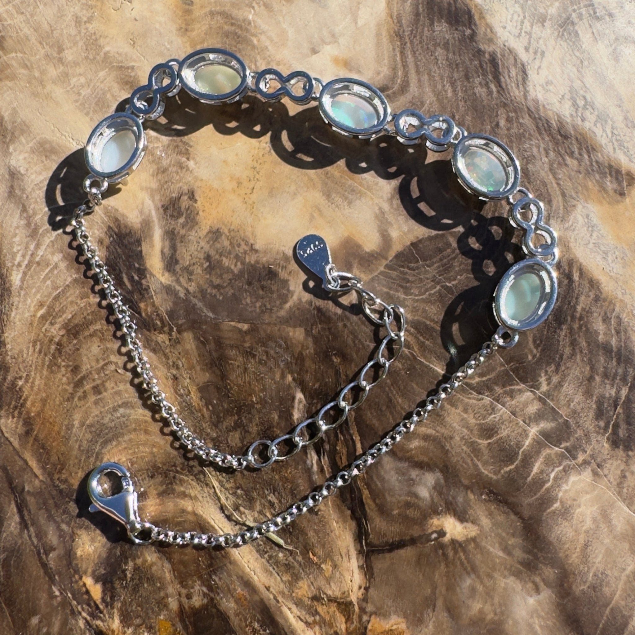 Flinders Stilllight ~ 1.5ct Coober Pedy Opal 925 Sterling Silver Bracelet
