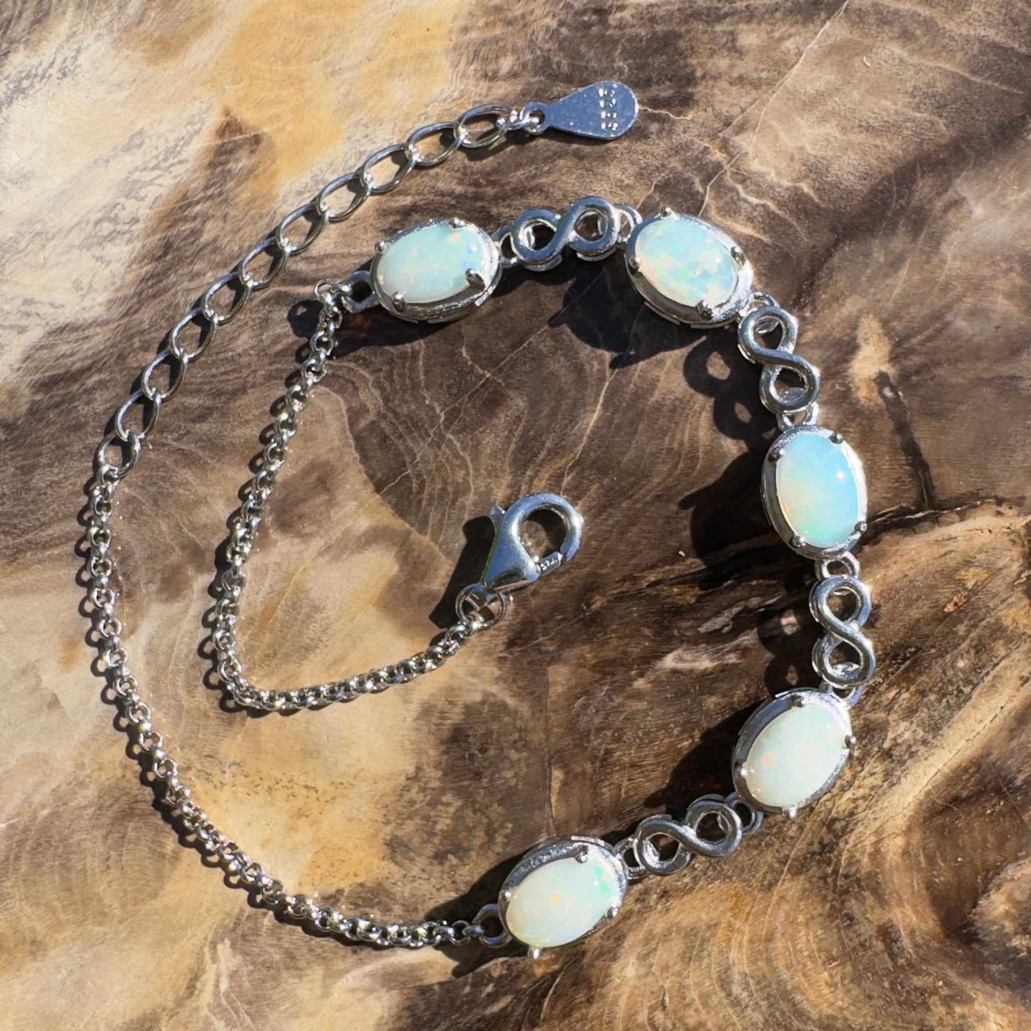 Flinders Stilllight ~ 1.5ct Coober Pedy Opal 925 Sterling Silver Bracelet