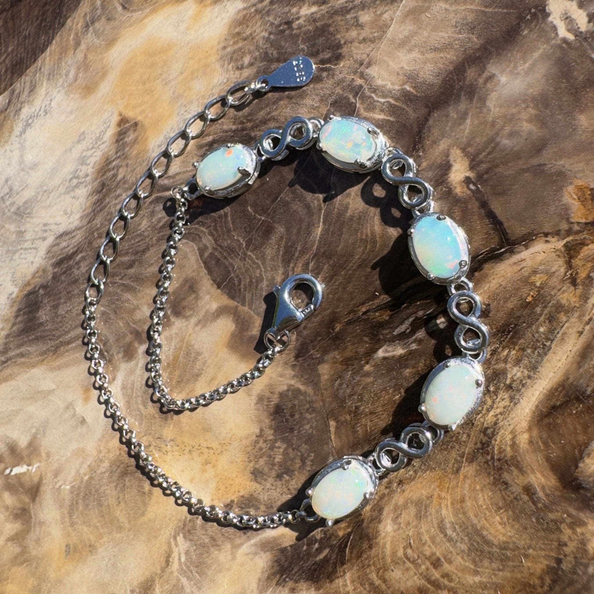 Flinders Stilllight ~ 1.5ct Coober Pedy Opal 925 Sterling Silver Bracelet