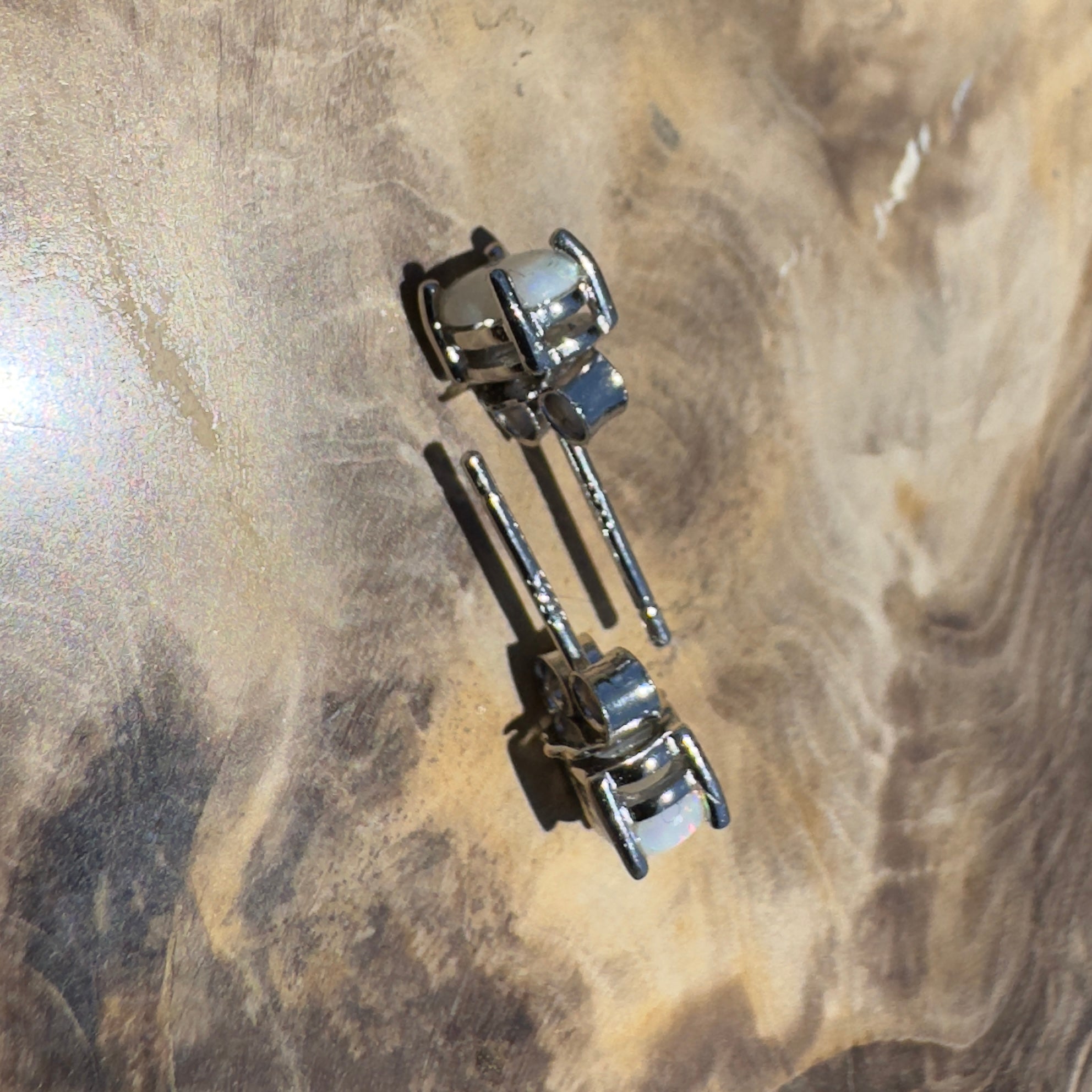 Freycinet Spark - 0.6ct Coober Pedy Opal 925 Silver Earrings