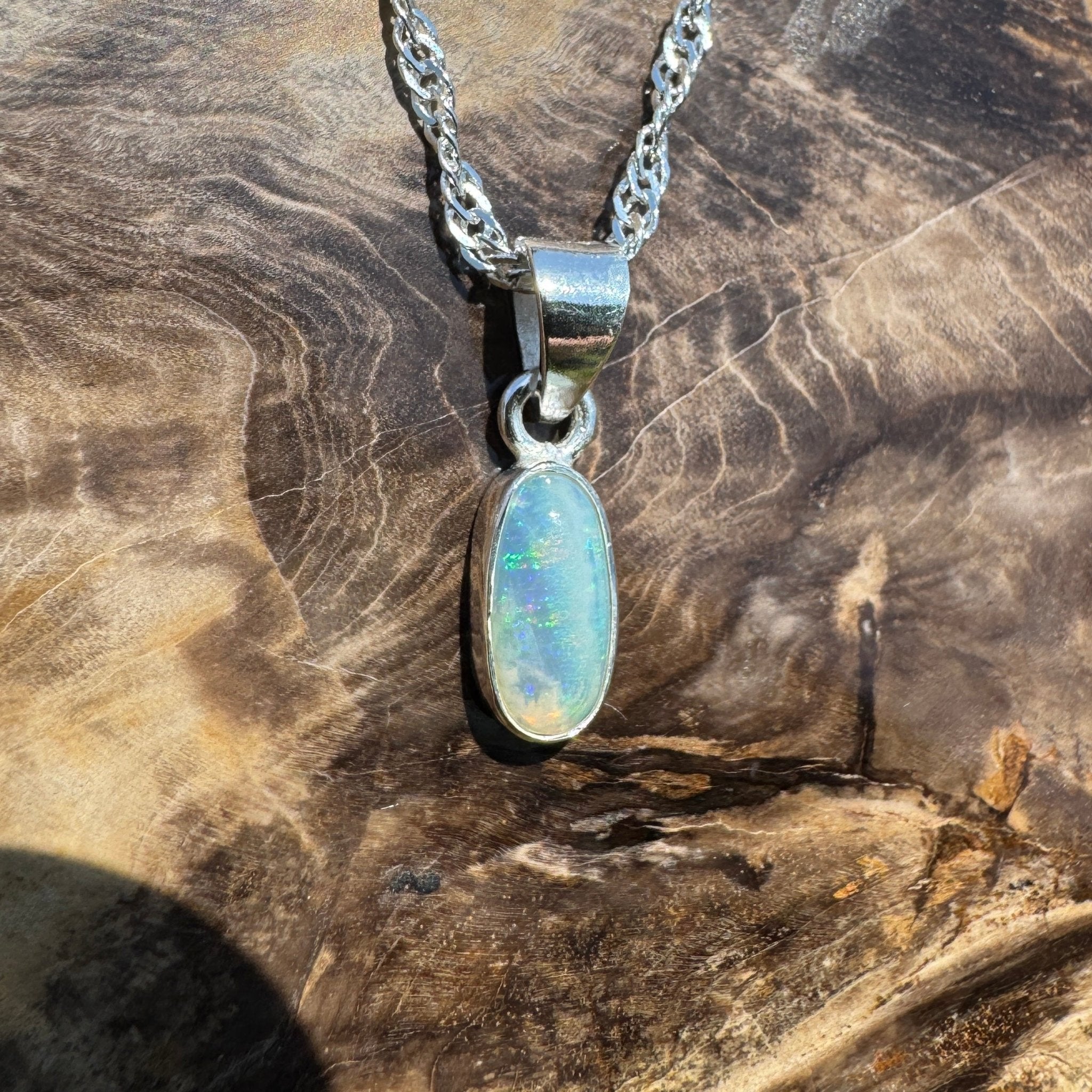 Furneaux Skydrift – 0.9ct Lightning Ridge Opal Pendant