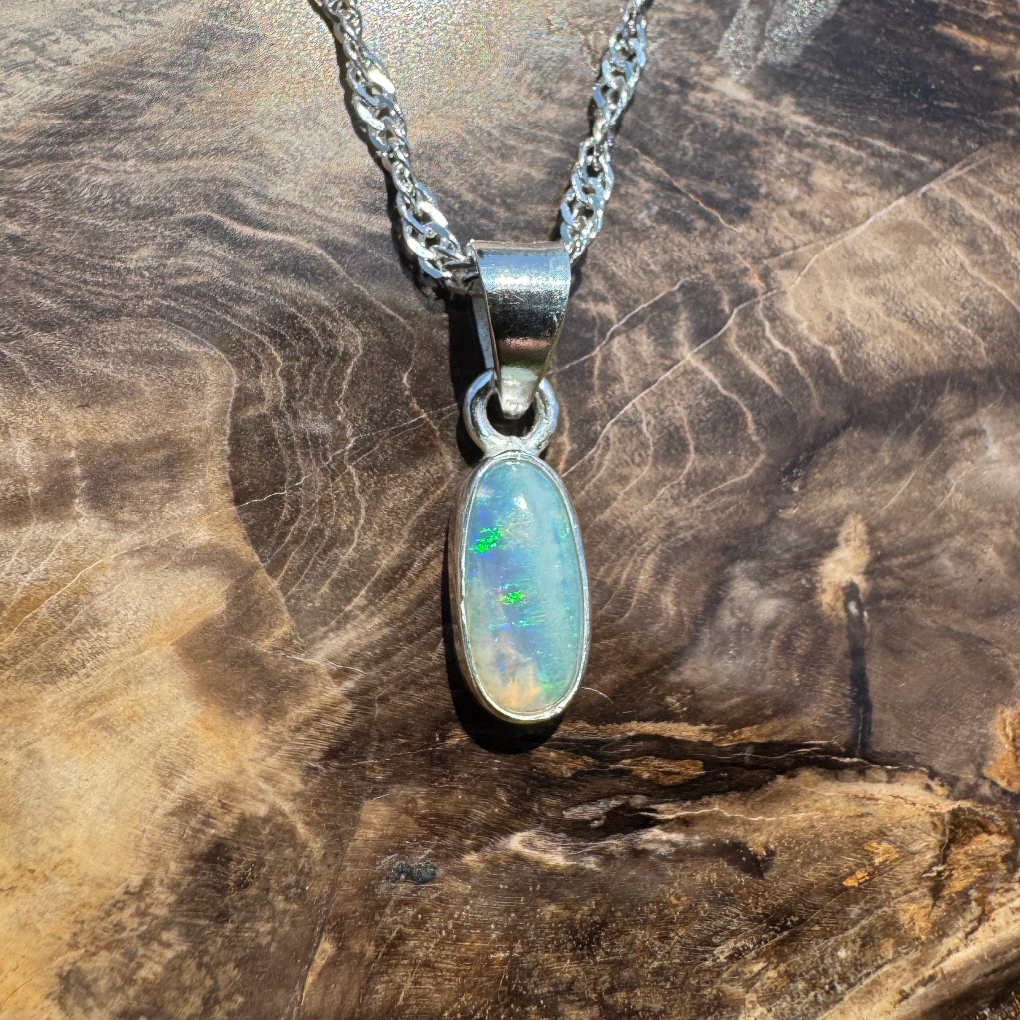 Furneaux Skydrift – 0.9ct Lightning Ridge Opal Pendant