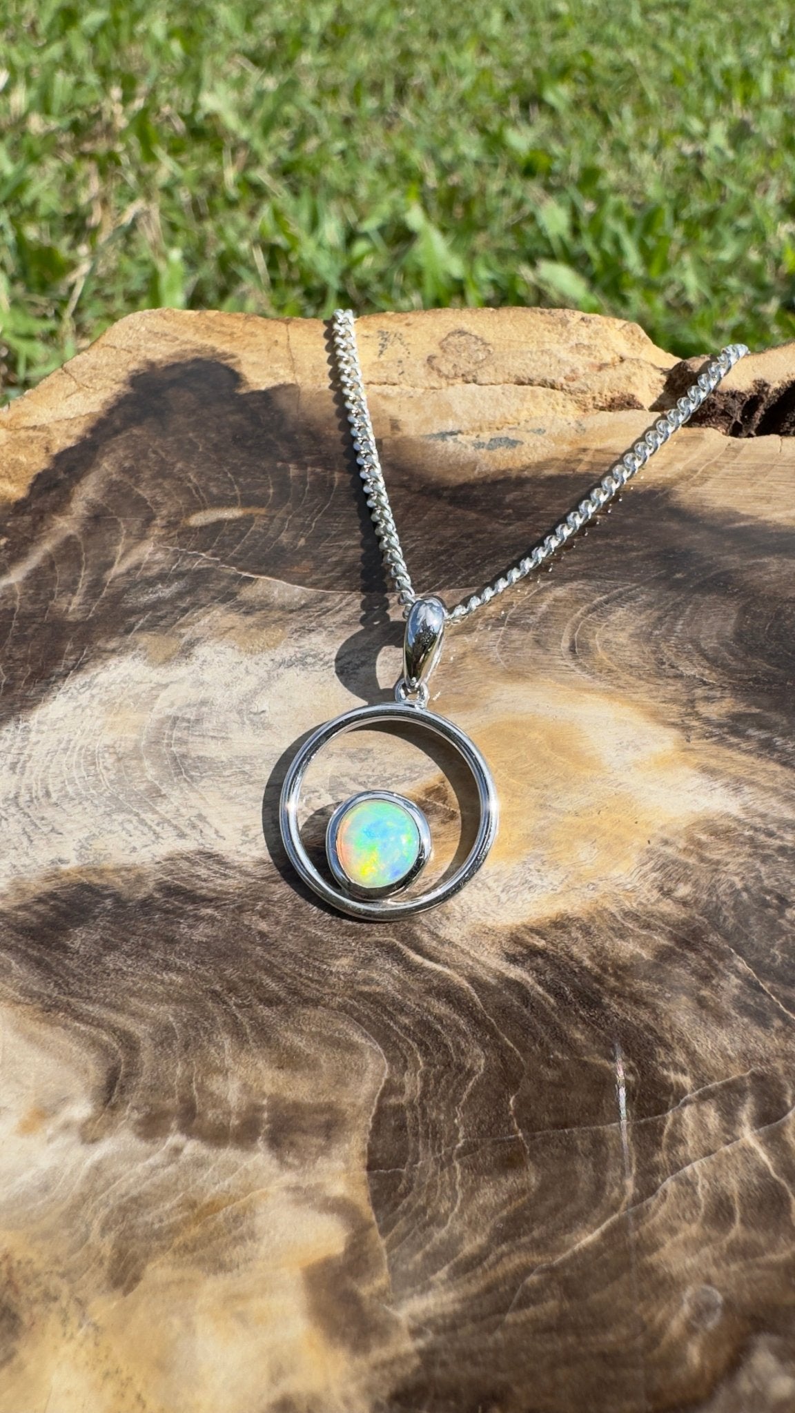 Gariwerd Whisper ~ 0.8ct Solid Coober Pedy Crystal Opal 925 Sterling Silver Pendant Necklace