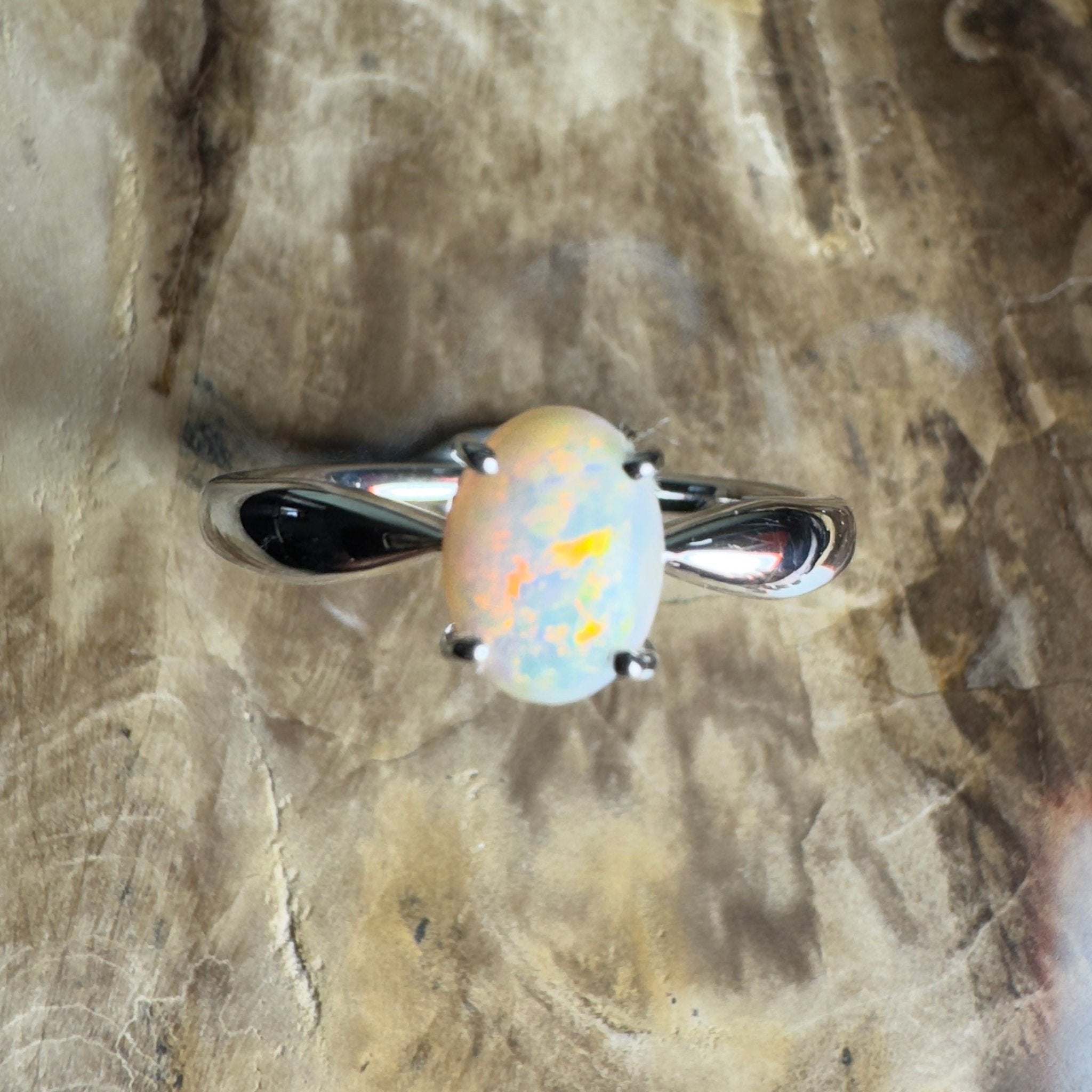 Gibson Plain Fire ~ 0.9ct Solid Coober Pedy Opal 925 Silver Ring