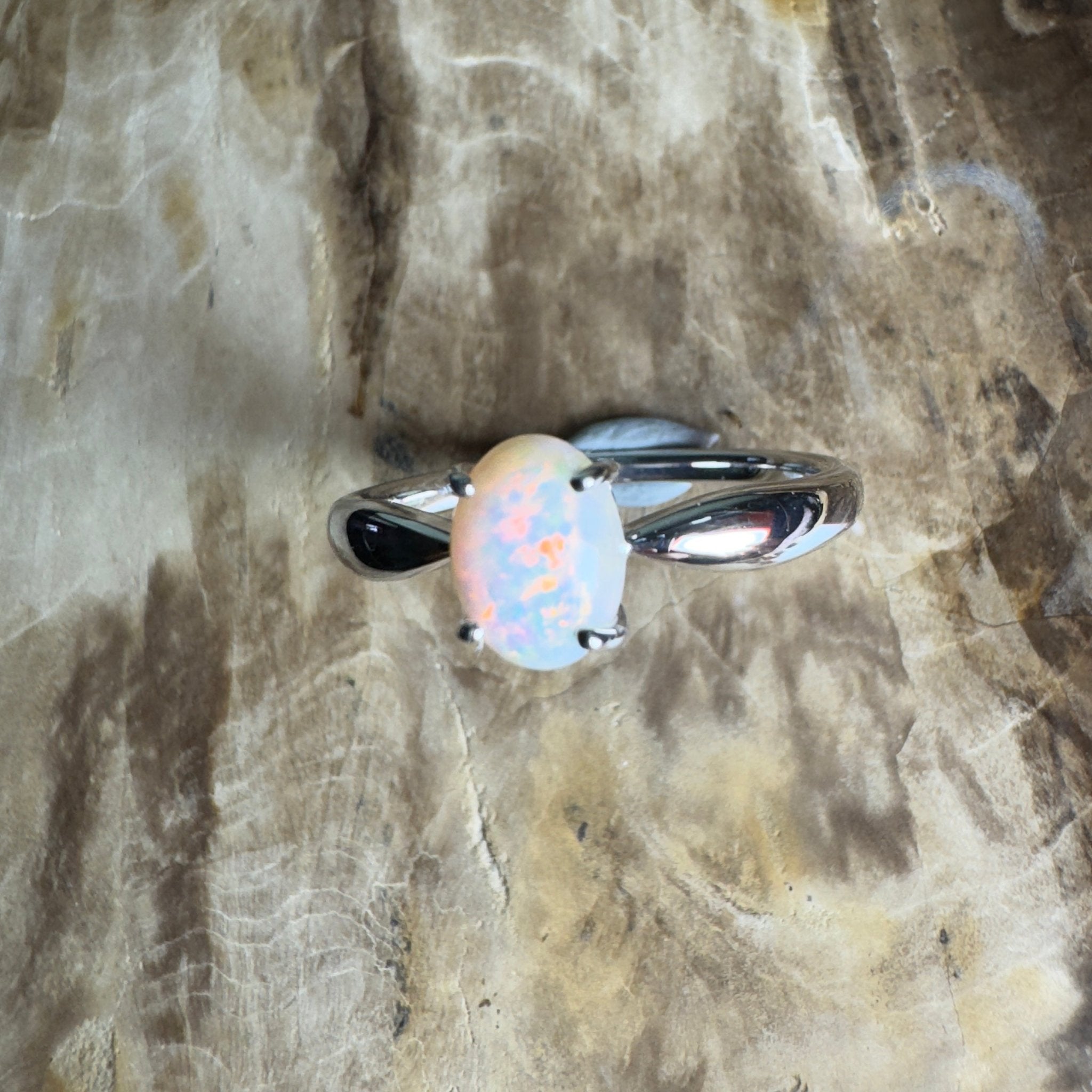 Gibson Plain Fire ~ 0.9ct Solid Coober Pedy Opal 925 Silver Ring