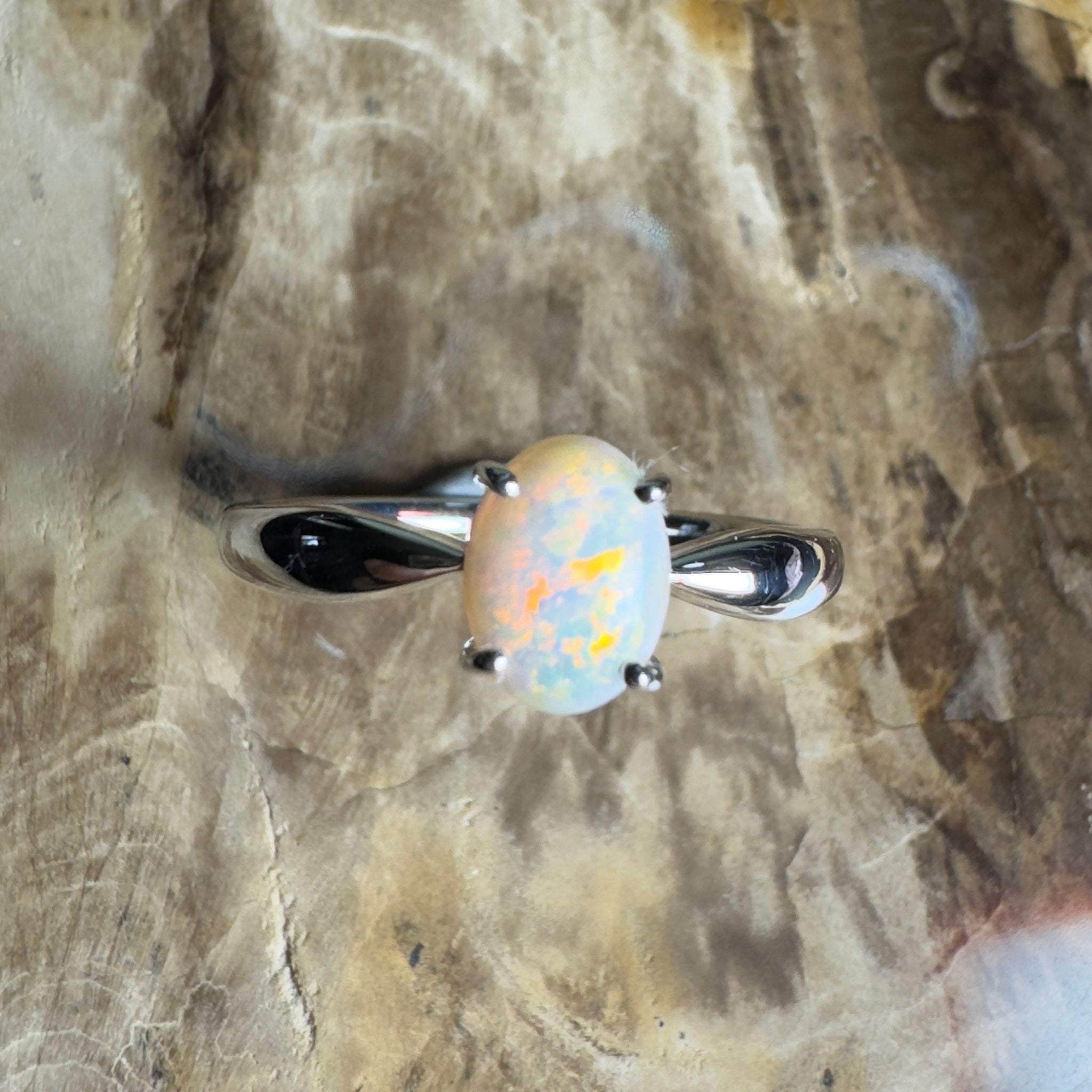 Gibson Plain Fire ~ 0.9ct Solid Coober Pedy Opal 925 Silver Ring