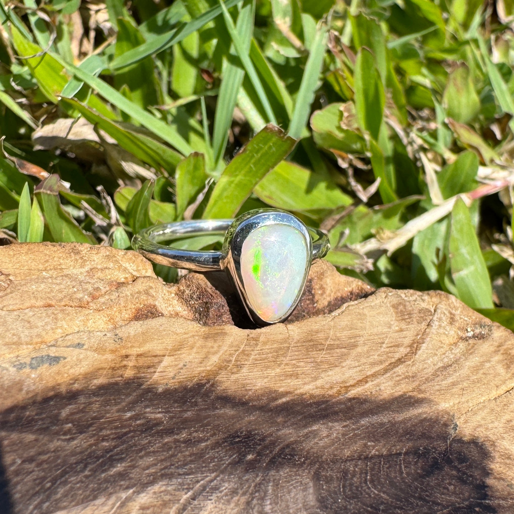 Glasshouse Flame ~ 0.9ct Solid Coober Pedy Light Opal 925 Sterling Silver Ring