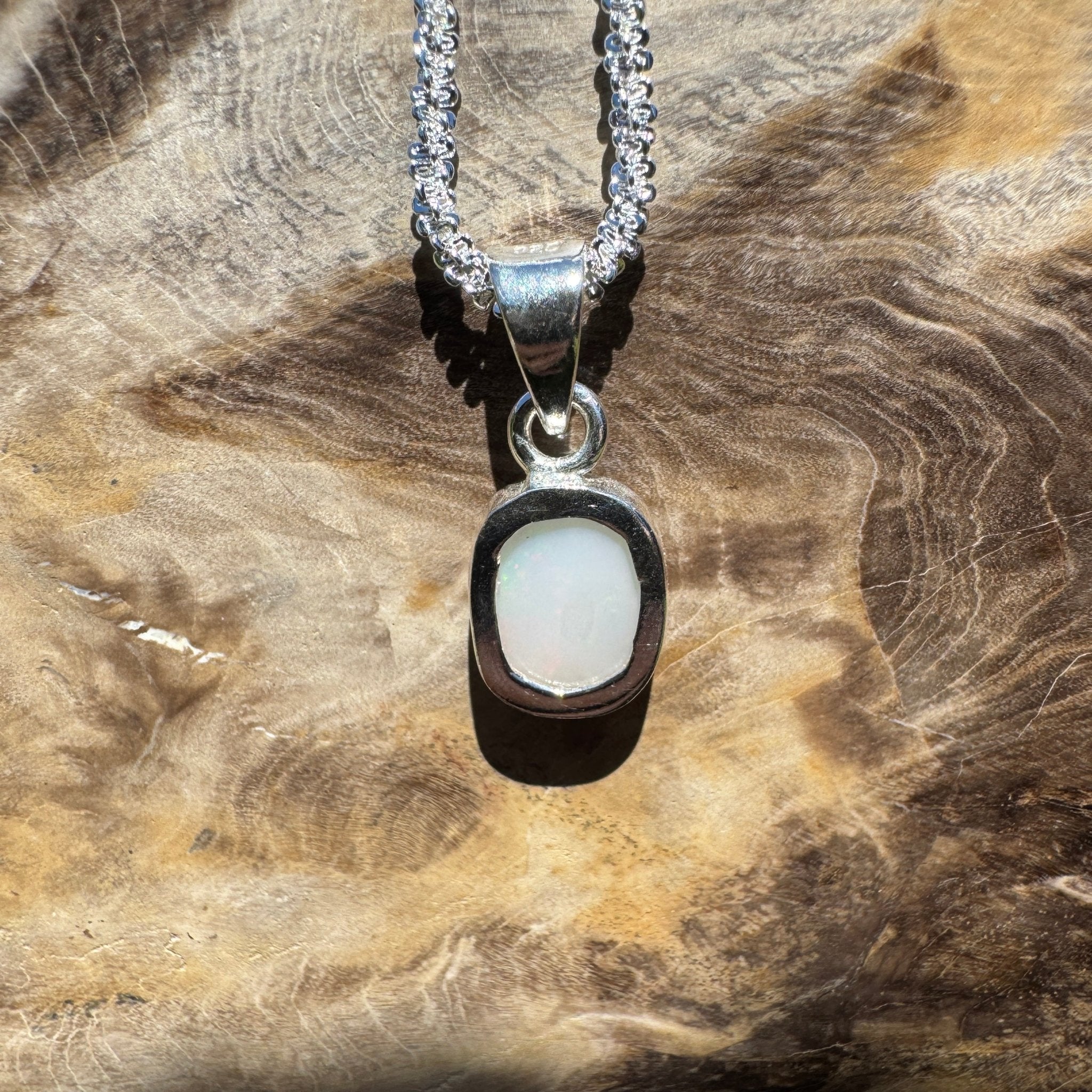 Gnulli Reefshine – 1.5ct Lightning Ridge Opal 925 Silver Pendant