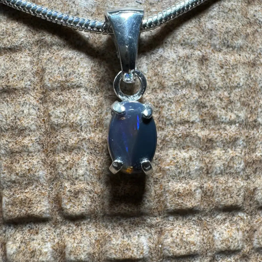 Silver pendant with oval Lightning Ridge opal from the Great Barrier Radiance collection