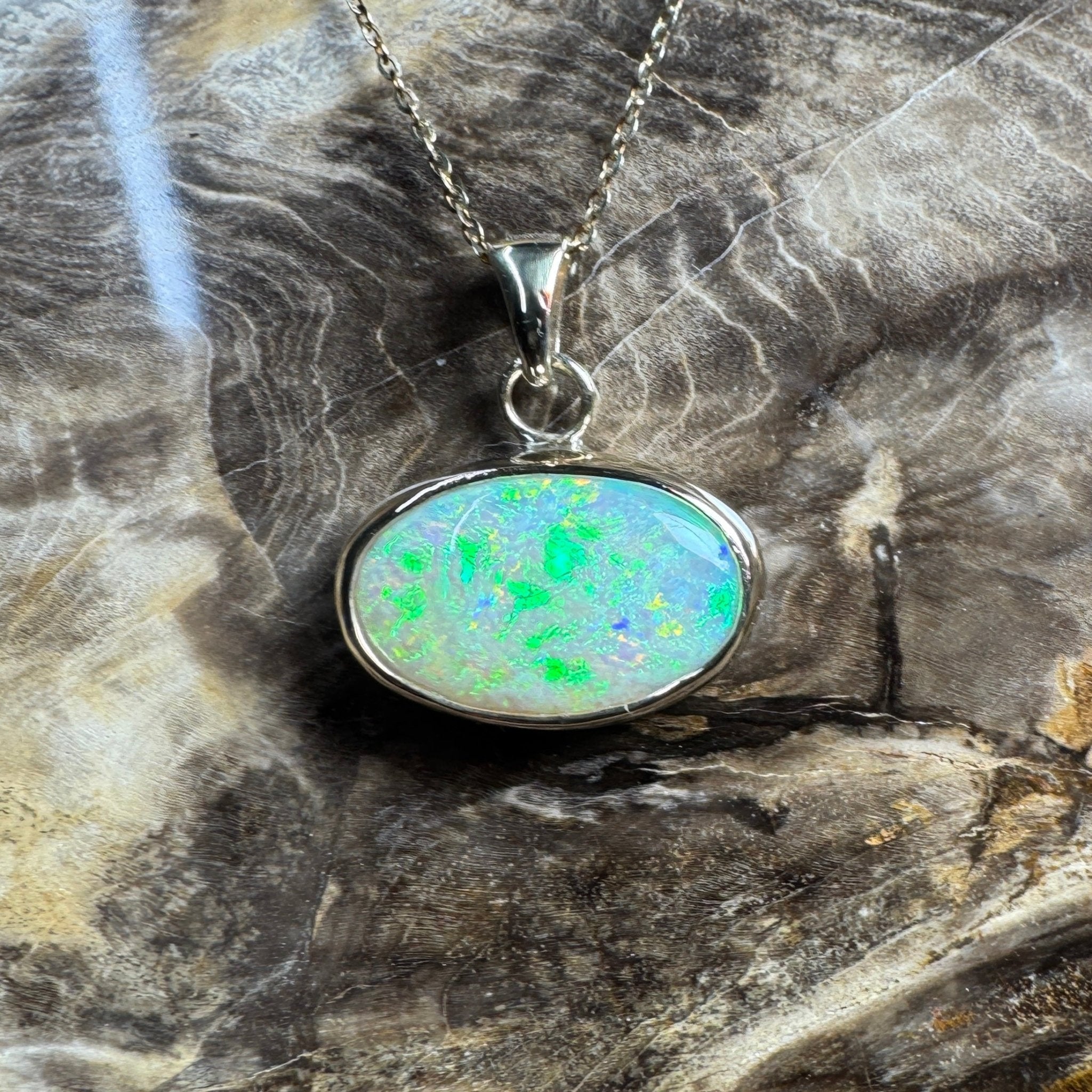 Green Ridge Fire ~ 3.6ct Solid Lightning Ridge Opal 9ct Australian Gold Pendant