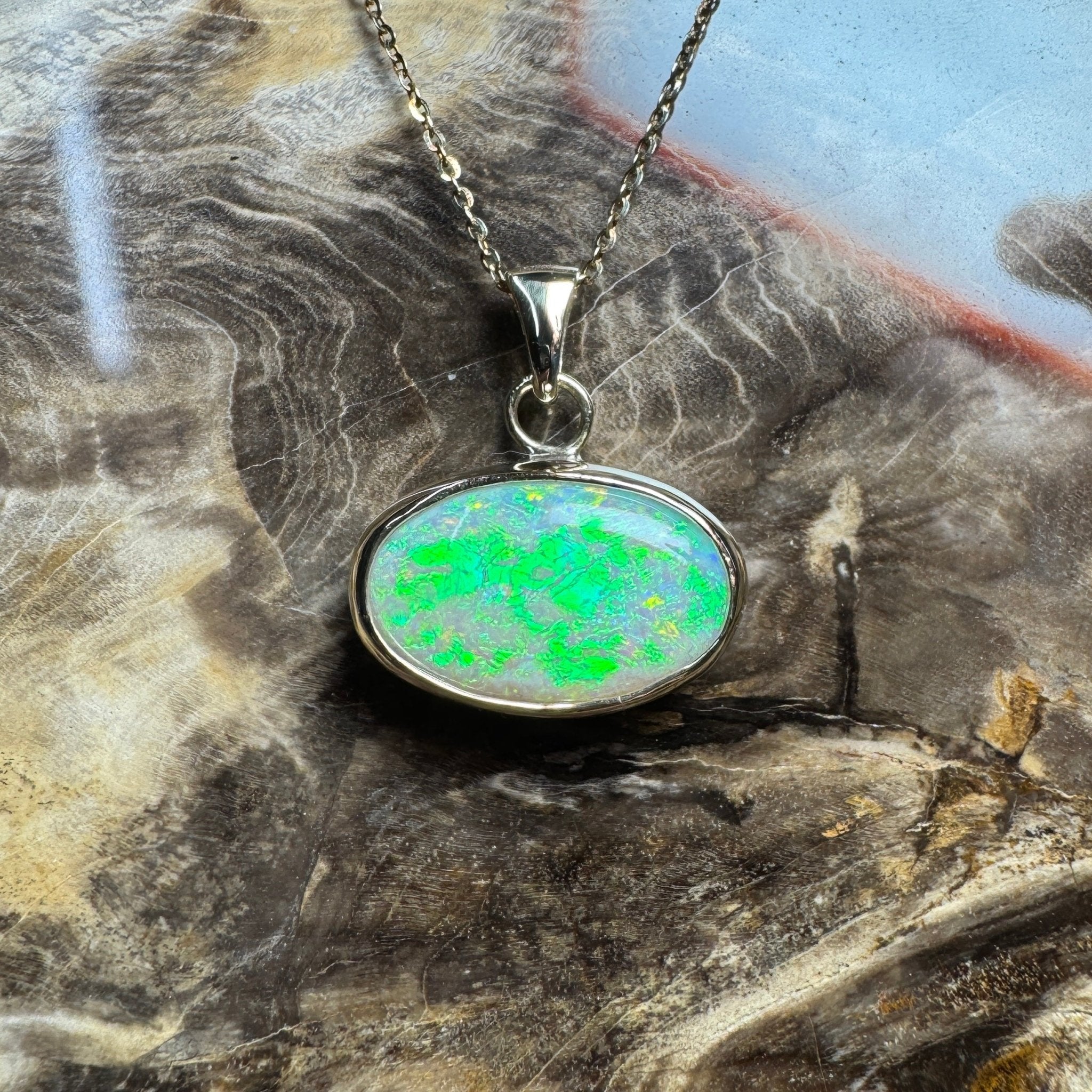 Green Ridge Fire ~ 3.6ct Solid Lightning Ridge Opal 9ct Australian Gold Pendant