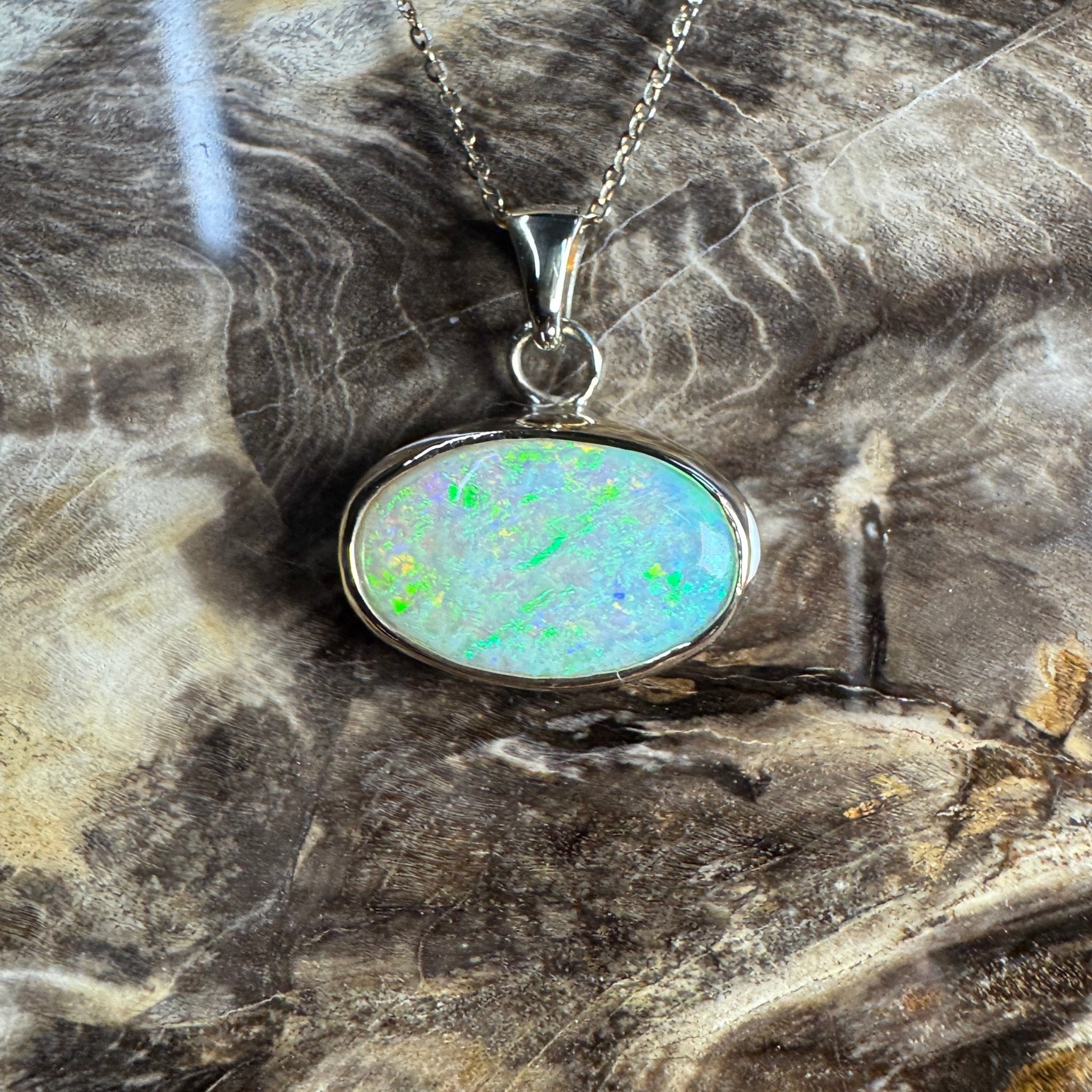 Green Ridge Fire ~ 3.6ct Solid Lightning Ridge Opal 9ct Australian Gold Pendant