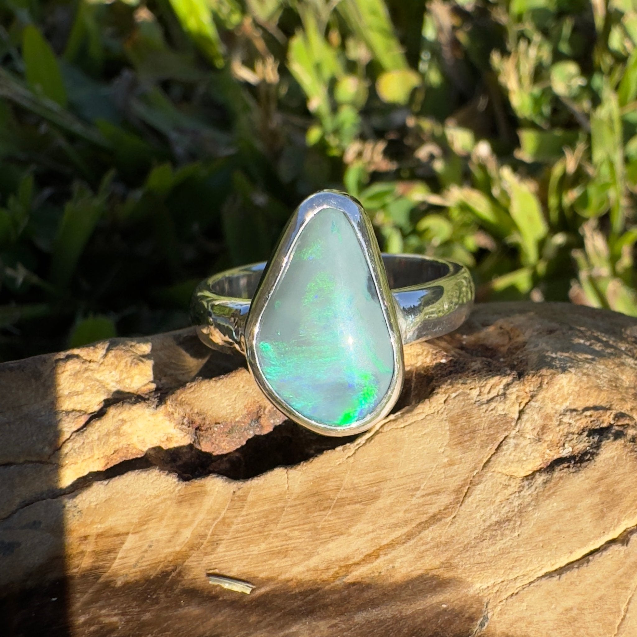 Gunnedah Shadow – 2.5ct Solid Lightning Ridge Semi Black Opal 925 Sterling Silver Ring