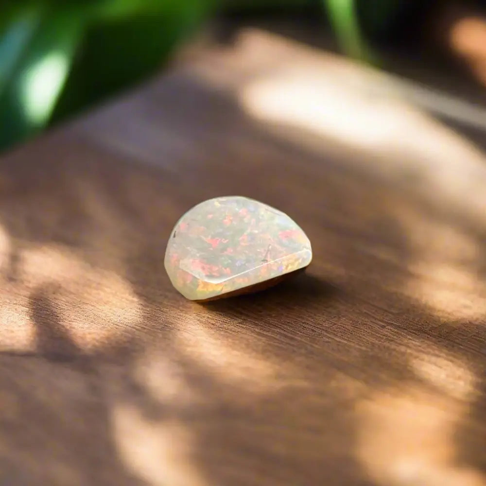 Hand-Cut Solid Coober Pedy Opal 0.5carat