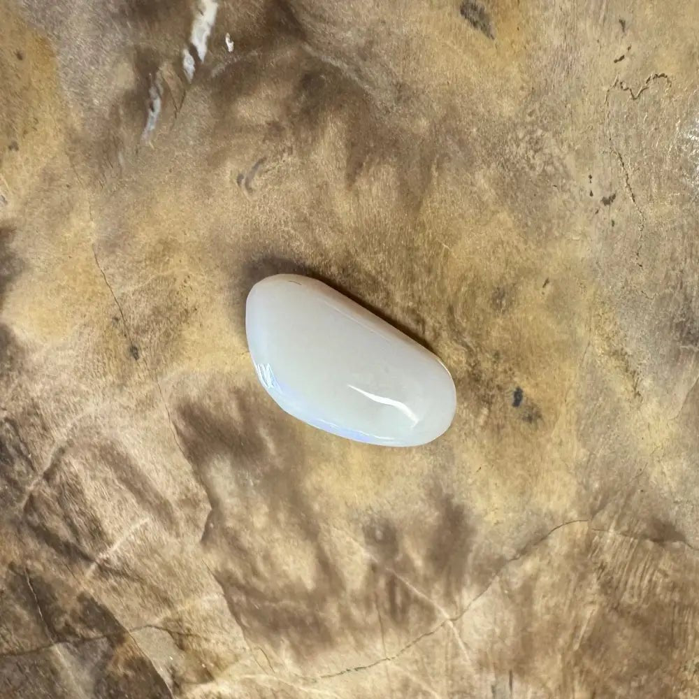 Hand - Cut Solid Coober Pedy Opal 1.6carat