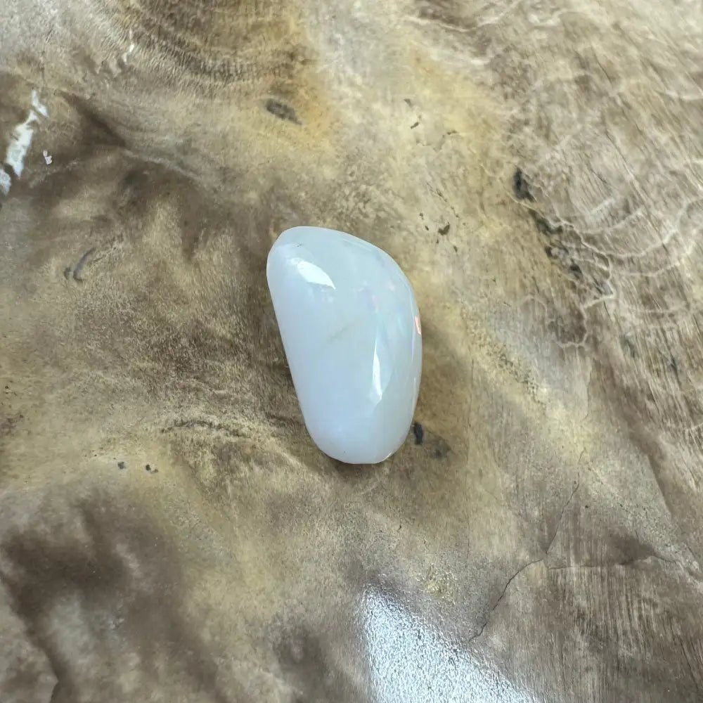 Hand - Cut Solid Coober Pedy Opal 1.6carat