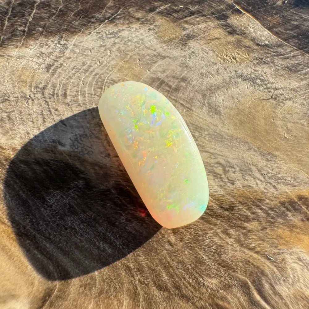 Hand - Cut Solid Coober Pedy Opal 2.9carat