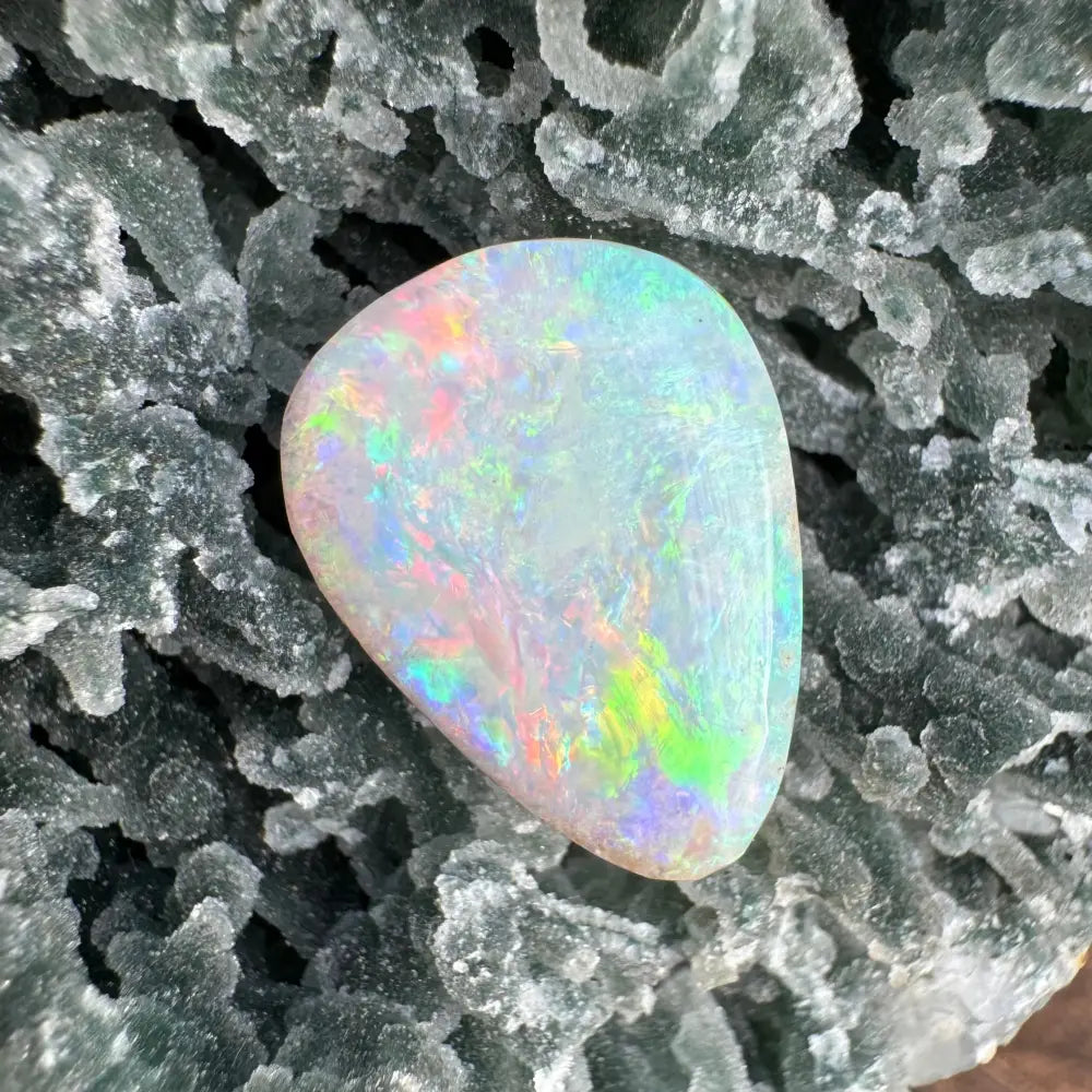 Hand-Cut Solid Coober Pedy Opal 5.7carat