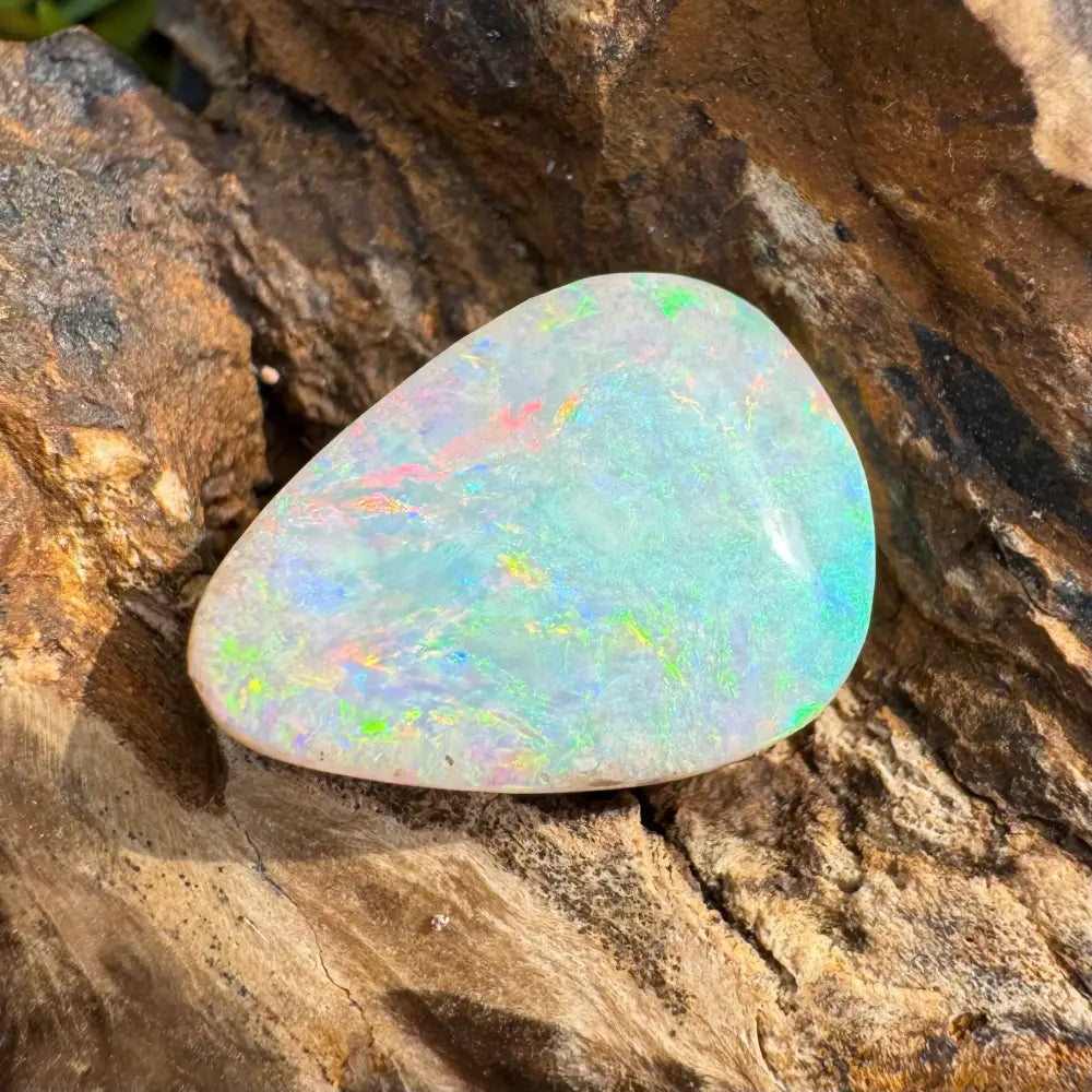 Hand-Cut Solid Coober Pedy Opal 5.7carat