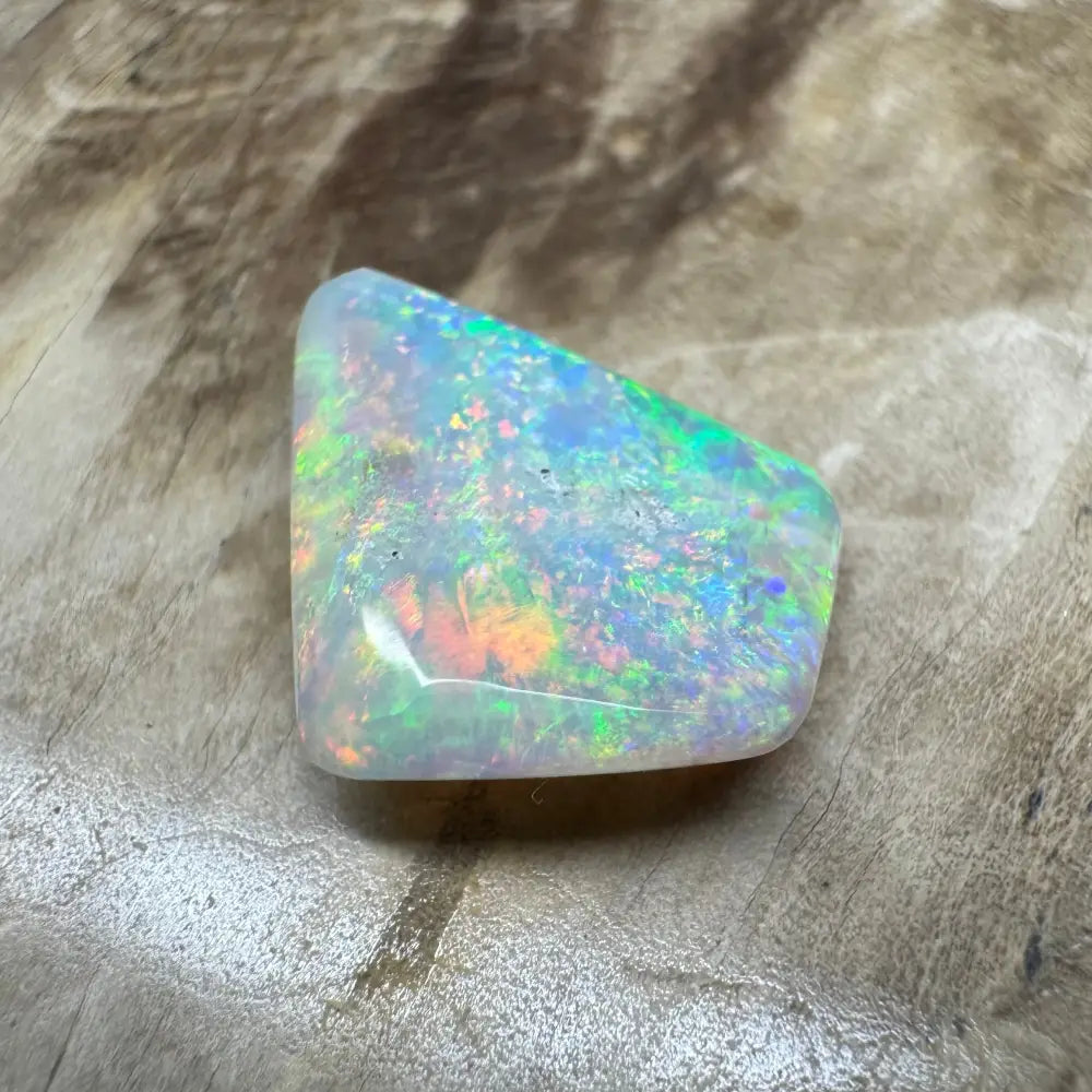 Hand-Cut Solid Lightning Ridge Crystal Opal 3.5carat