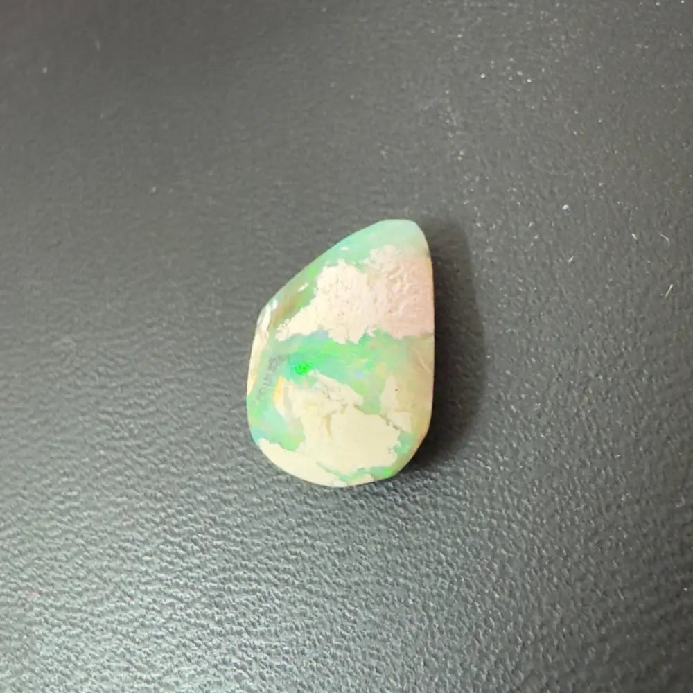 Hand - Cut Solid Lightning Ridge Nobby Opal 4.1carat