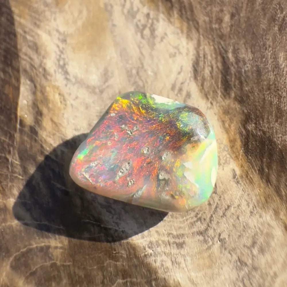 Hand - Cut Solid Lightning Ridge Nobby Opal 4.1carat