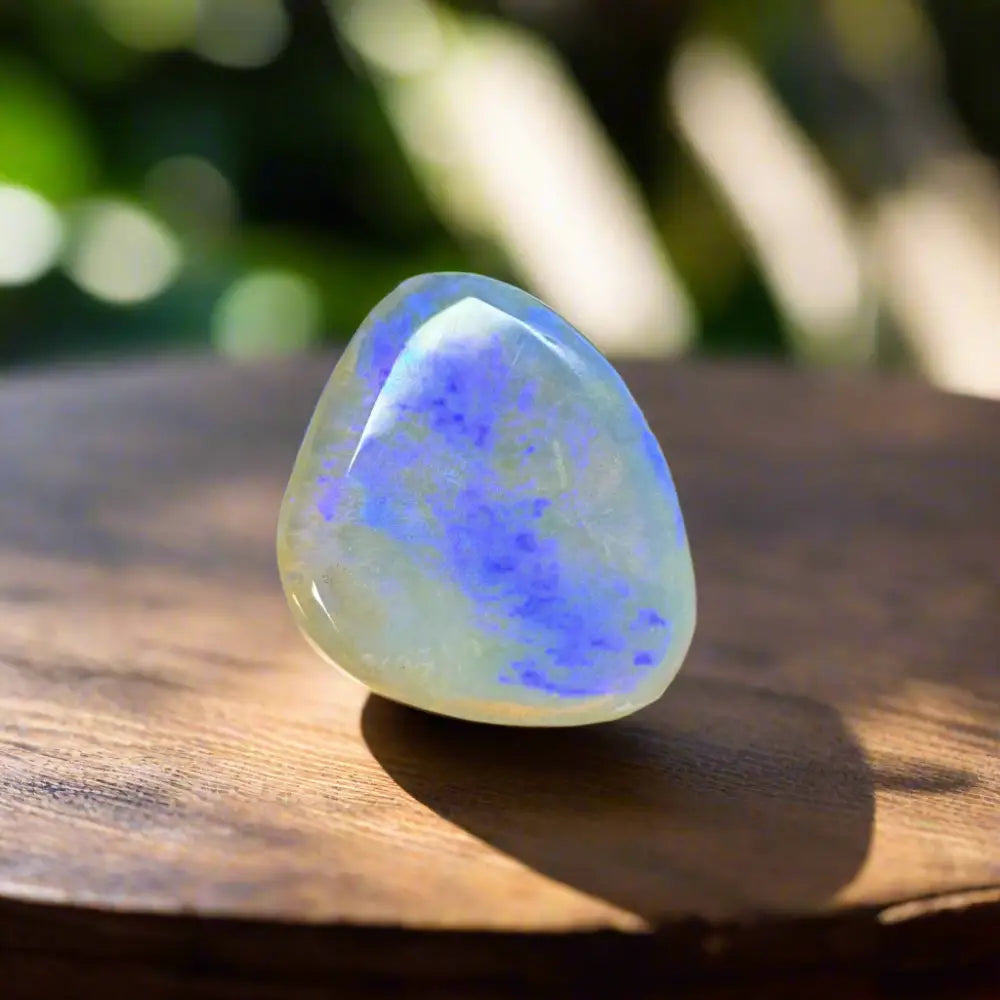 Hand-Cut Solid Lightning Ridge Opal 1.8carat