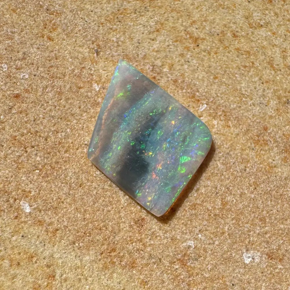 Hand - Cut Solid Lightning Ridge Opal 1.7carat