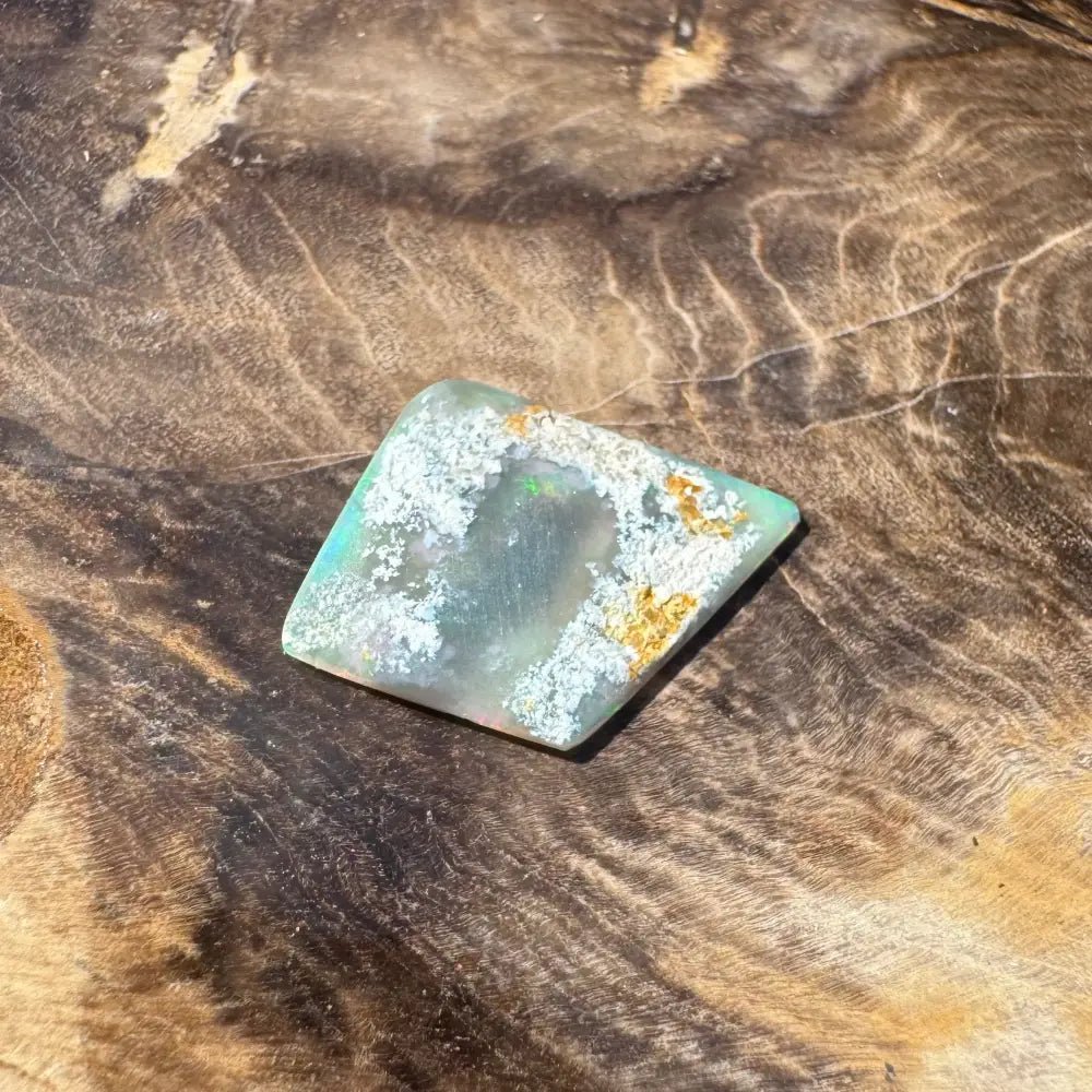 Hand - Cut Solid Lightning Ridge Opal 1.7carat