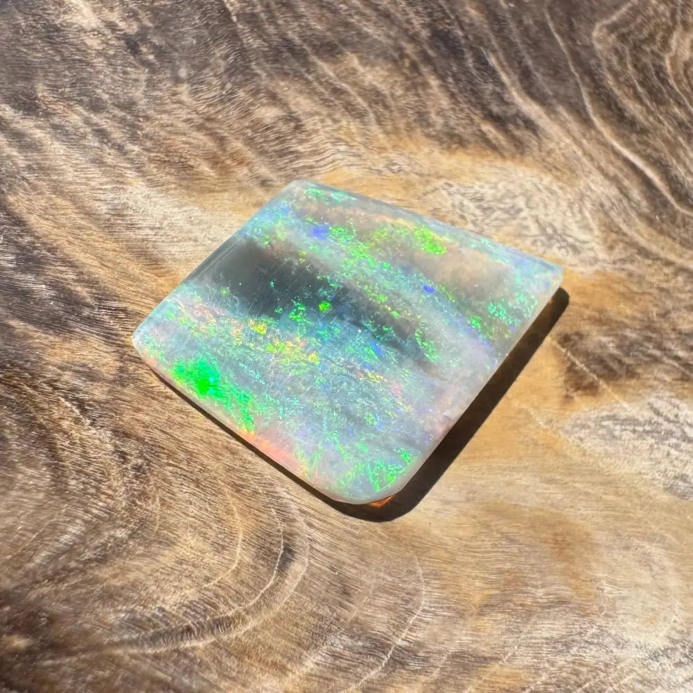 Hand - Cut Solid Lightning Ridge Opal 1.7carat